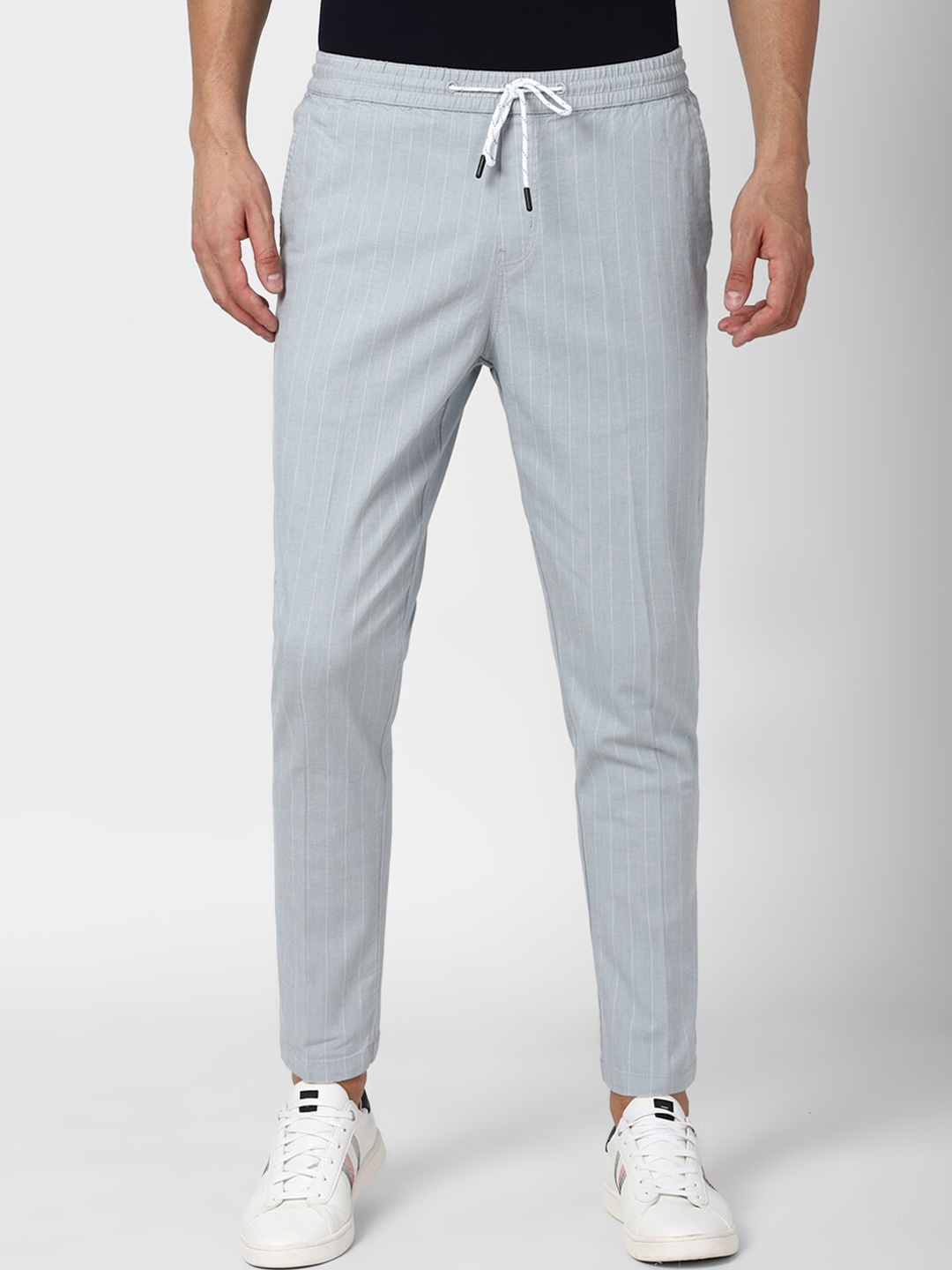 

Peter England Casuals Men Grey Slim Fit Trousers