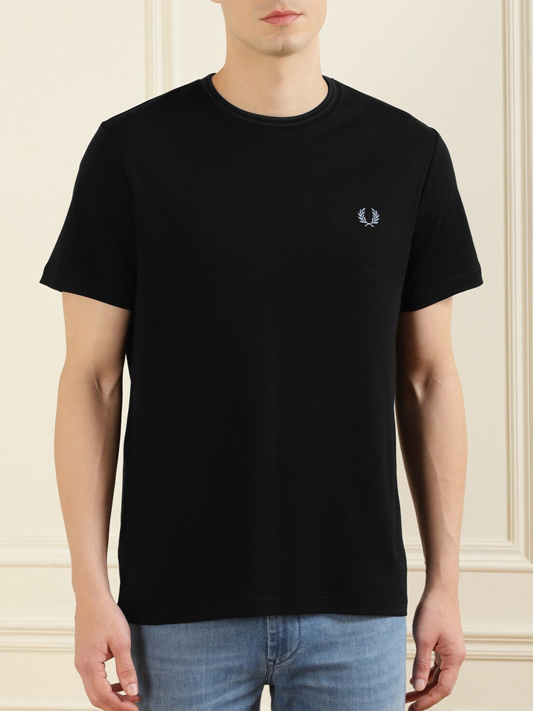 

Fred Perry Men Black T-shirt