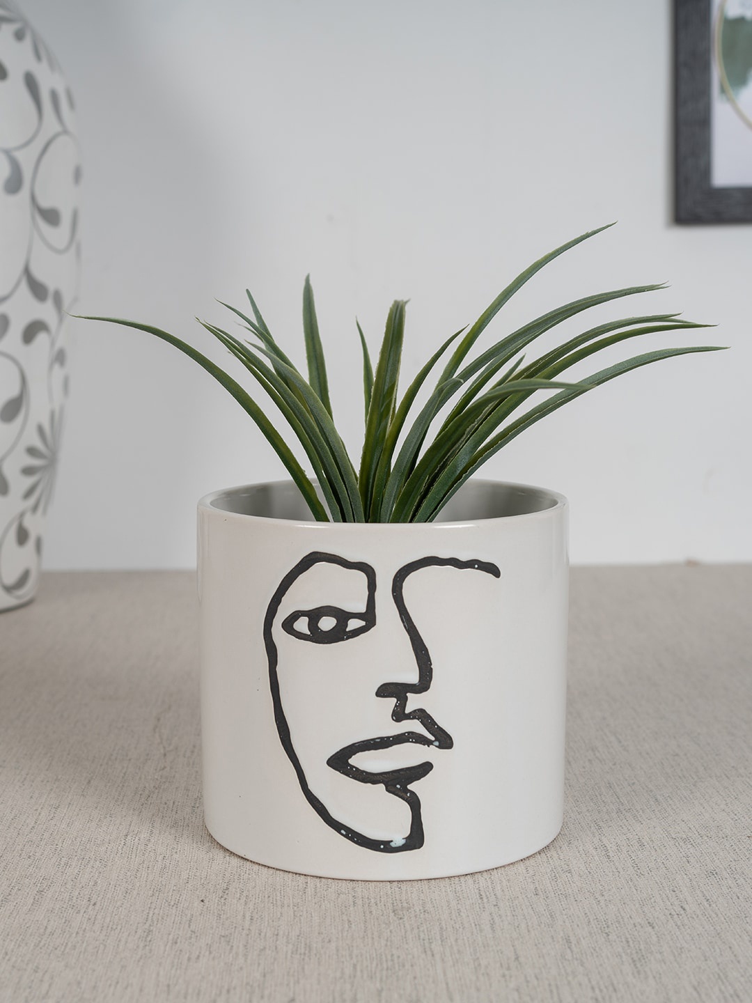

HomeTown White Alura Ceramic Planter