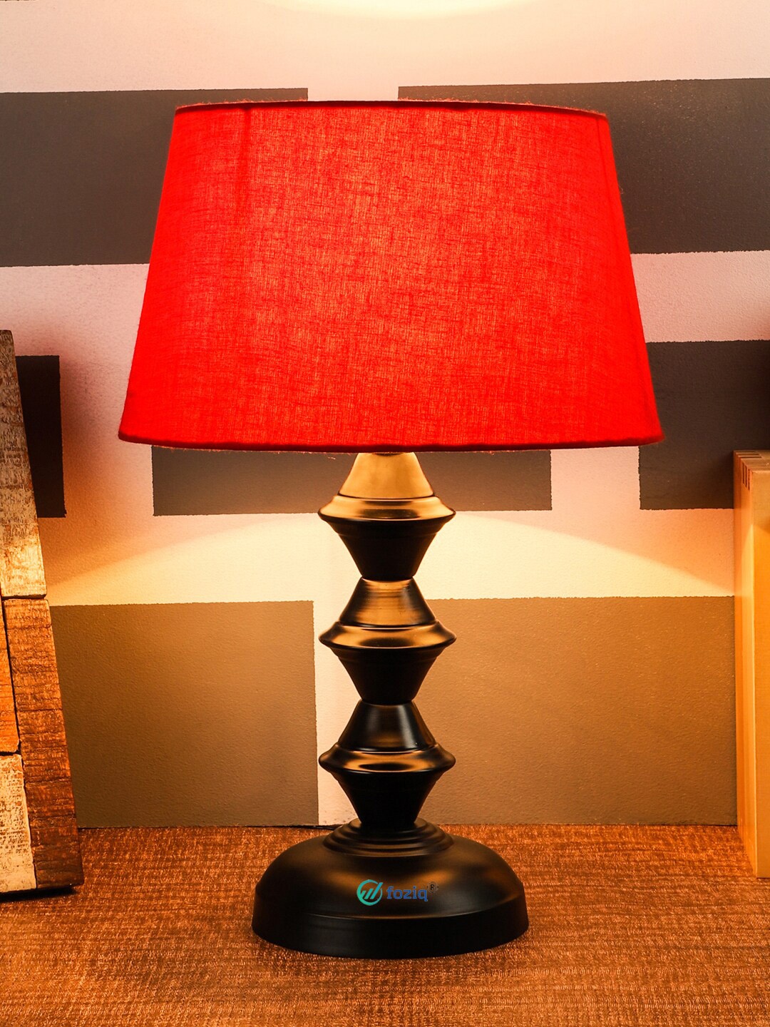 

foziq Black & Red Solid Table Lamp