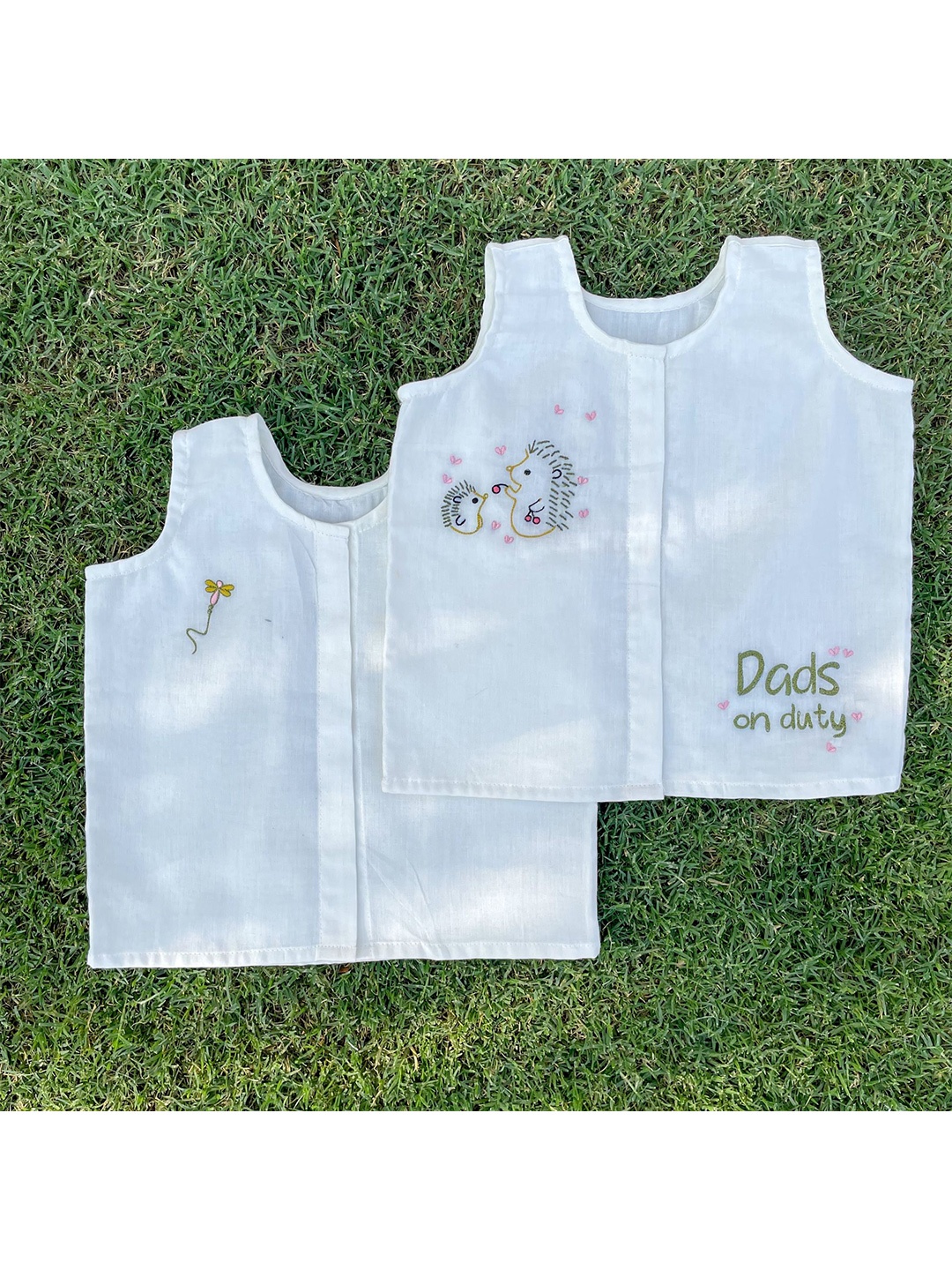 

Bhaakur Unisex Kids White Comfort Floral Casual Shirt