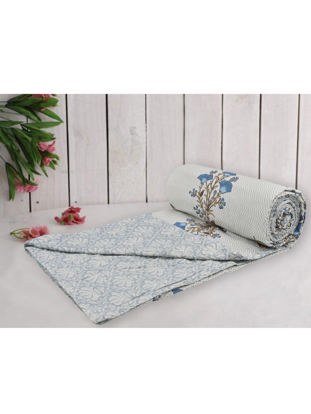 

TRANCE Unisex Multi Blankets Quilts and Dohars, Grey