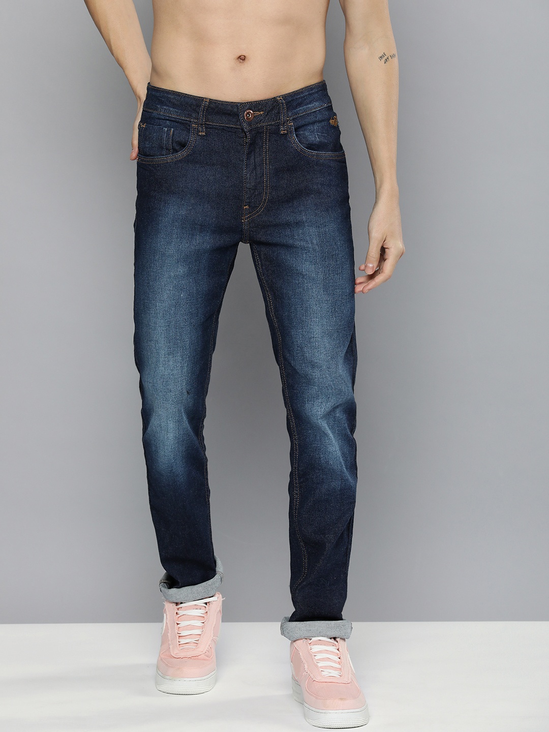 

Flying Machine Men Blue Slim Tapered Micheal Fit Heavy Fade Stretchable Jeans