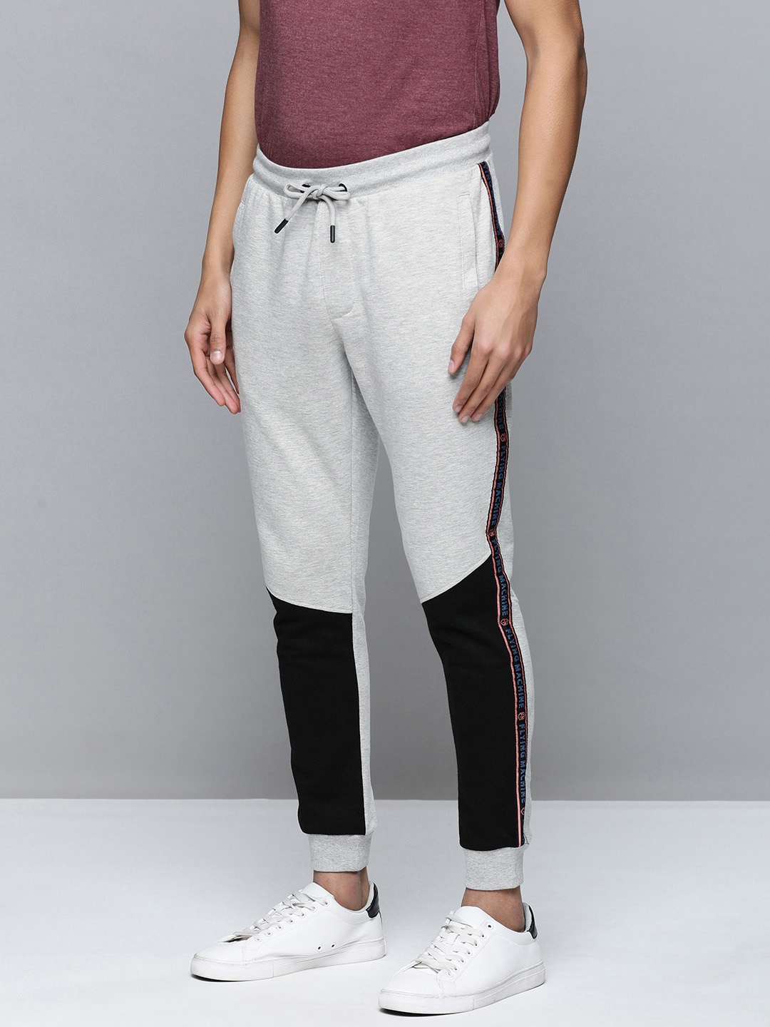 

Flying Machine Men Grey Melange & Black Colourblocked Slim Fit Joggers