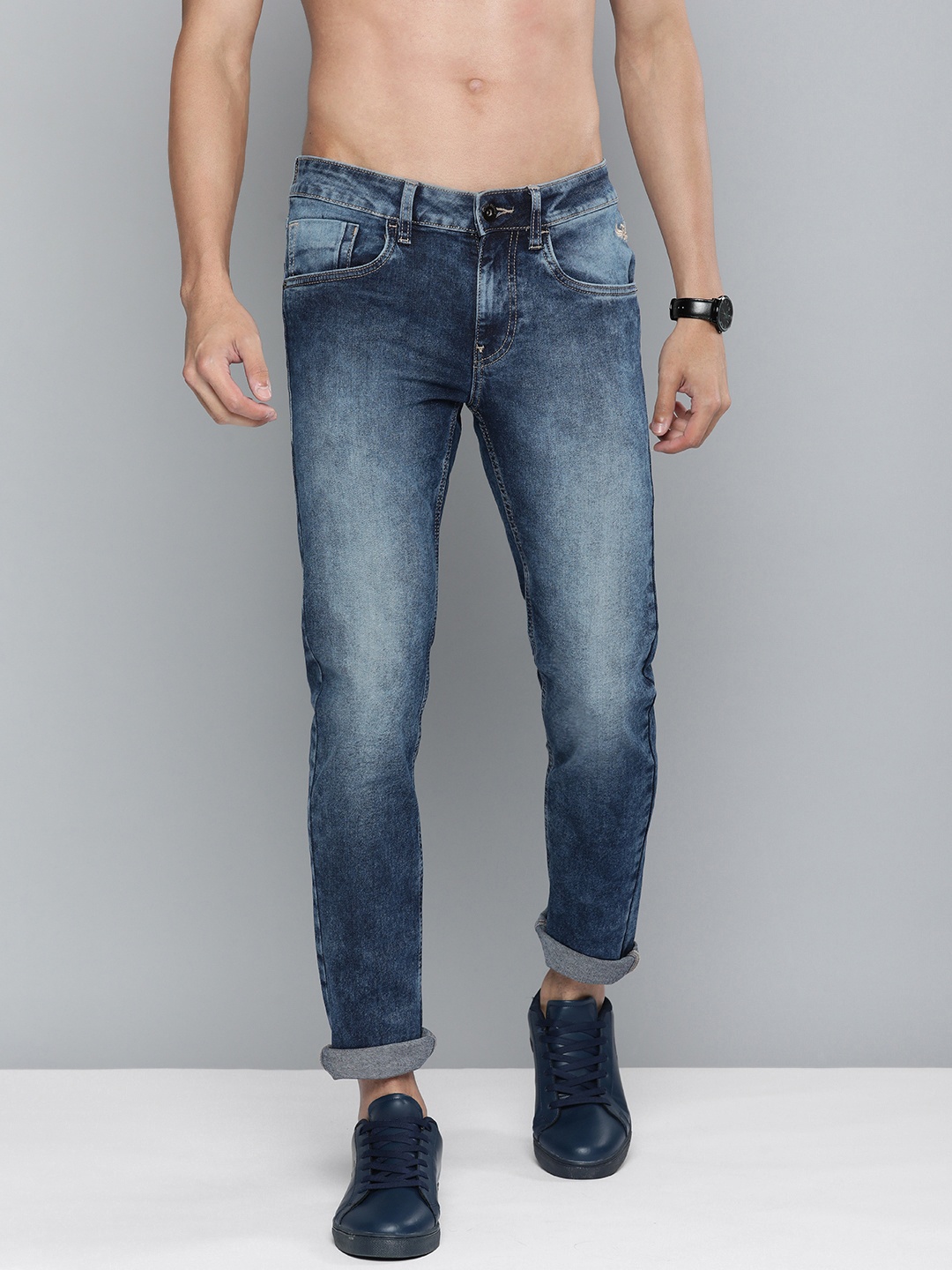 

Flying Machine Men Blue Jackson Skinny Fit Low-Rise Heavy Fade Stretchable Jeans