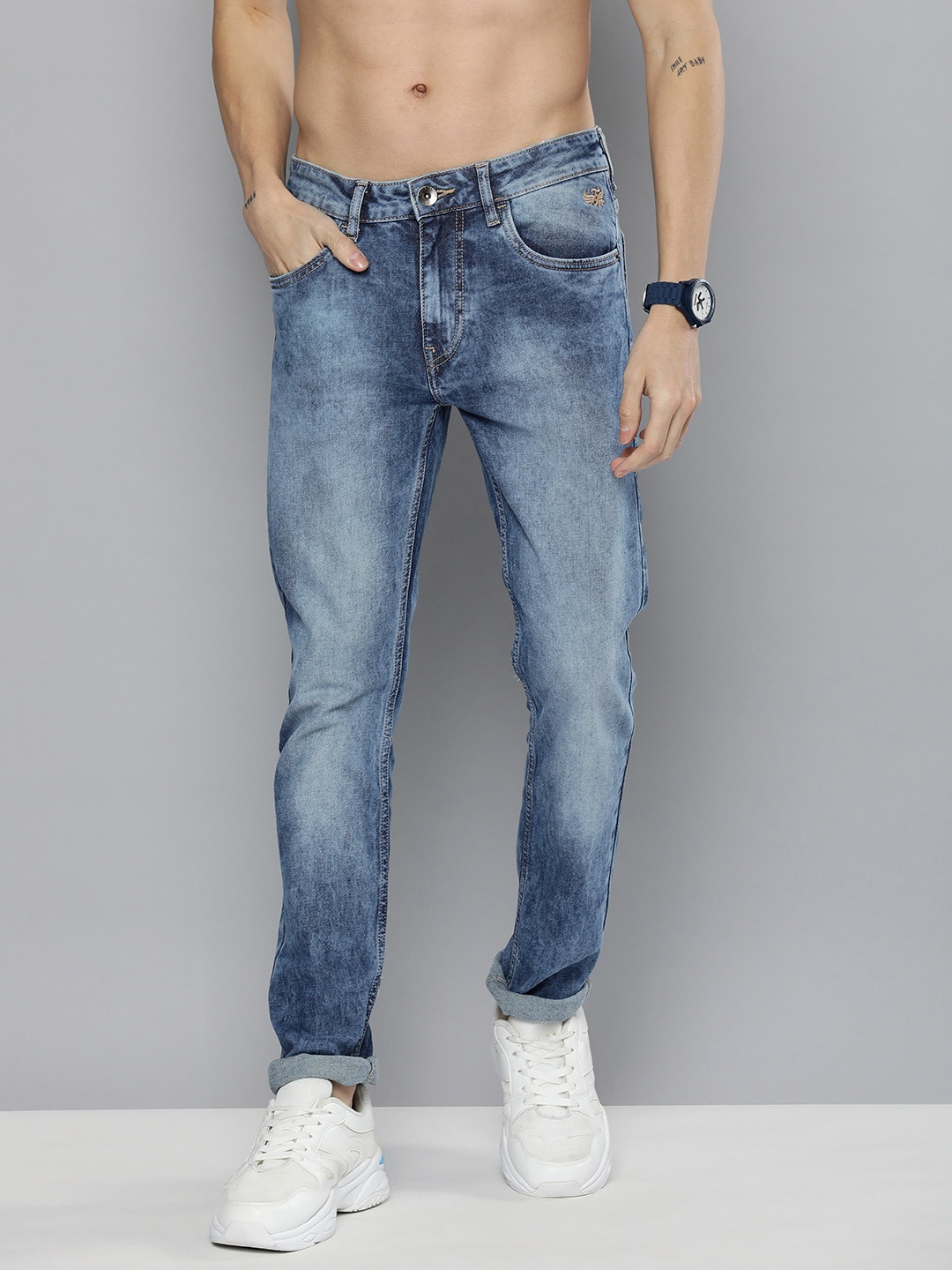

Flying Machine Men Blue Micheal Slim Fit Heavy Fade Acid Wash Stretchable Jeans