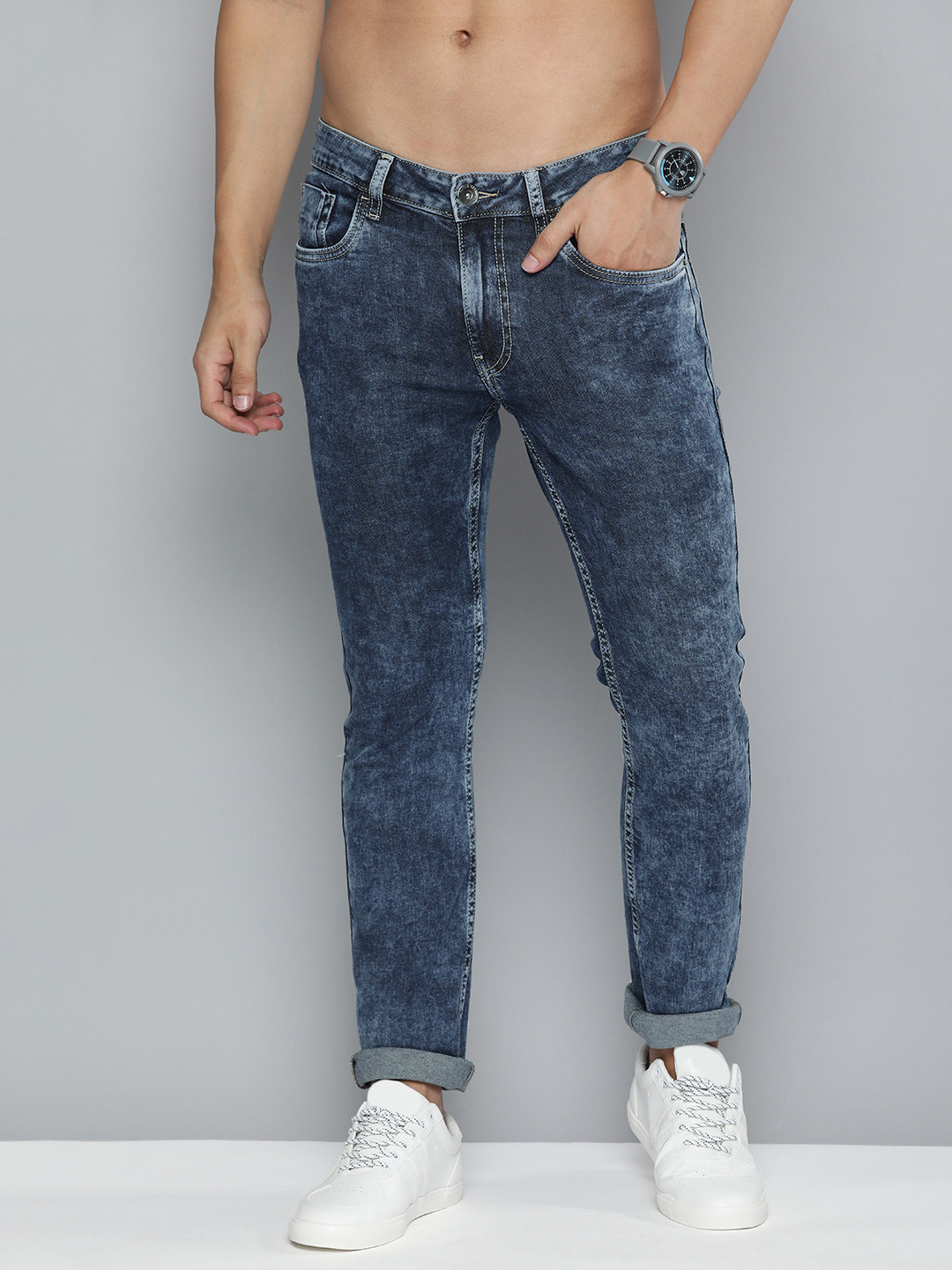 

Flying Machine Men Blue Micheal Slim Tapered Fit Light Fade Acid Wash Stretchable Jeans