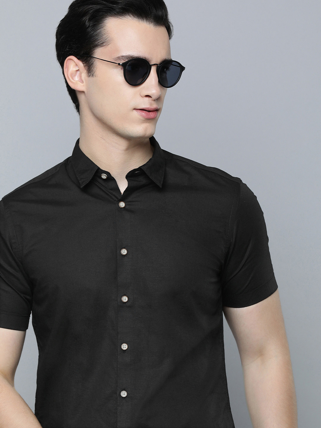 

Flying Machine Men Solid Cotton Linen Casual Shirt, Black