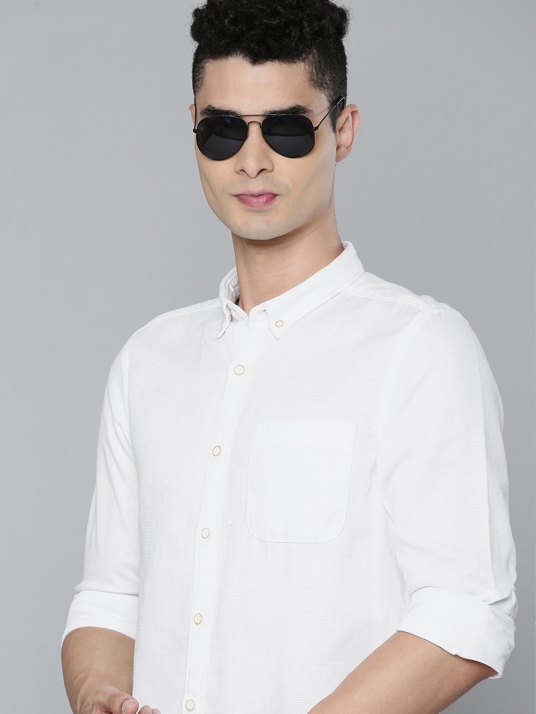 

Flying Machine Men White Horizontal Stripes Opaque Self Design Pure Cotton Casual Shirt