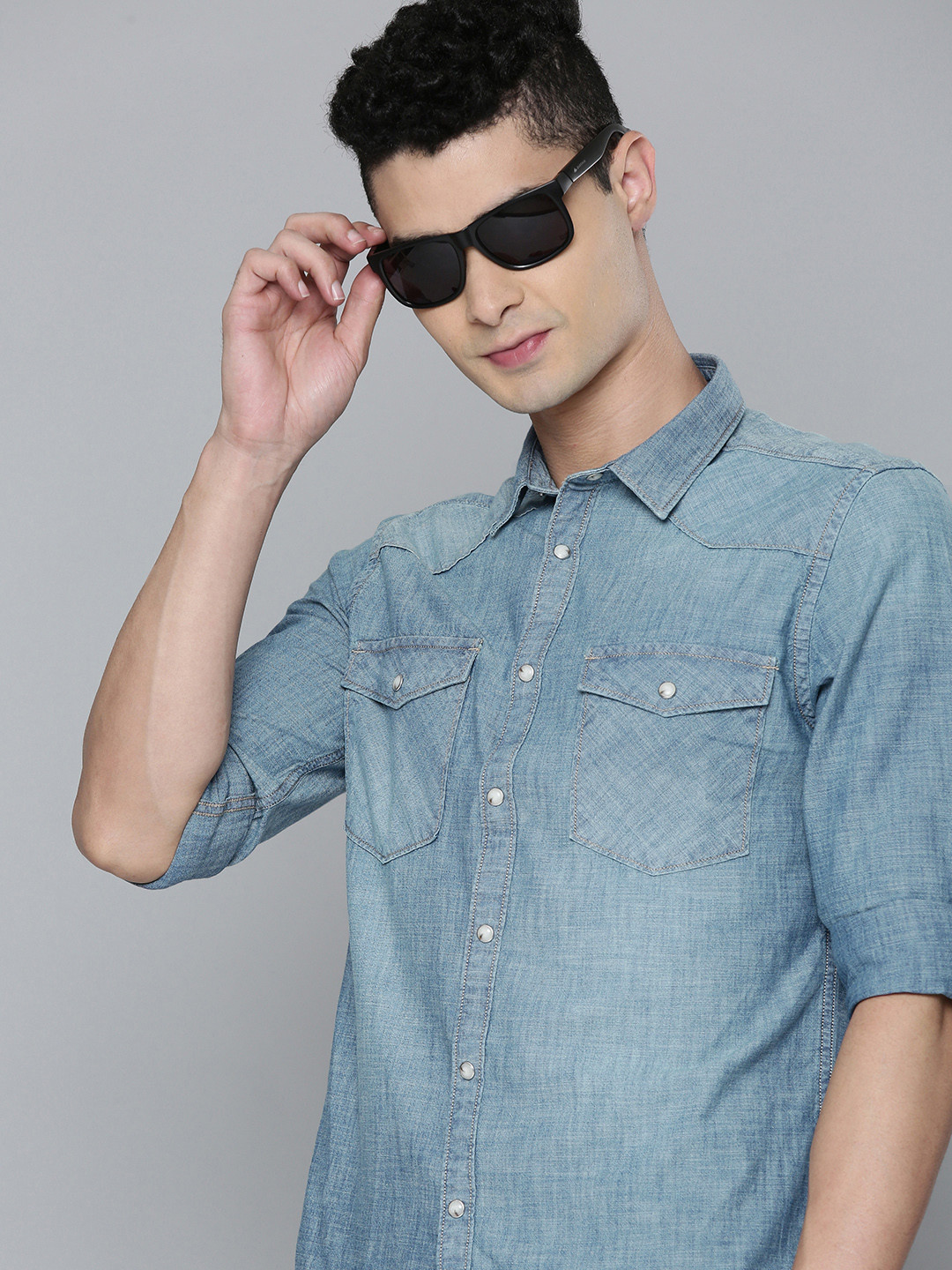 

Flying Machine Men Blue Faded Opaque Pure Cotton Casual Denim Shirt