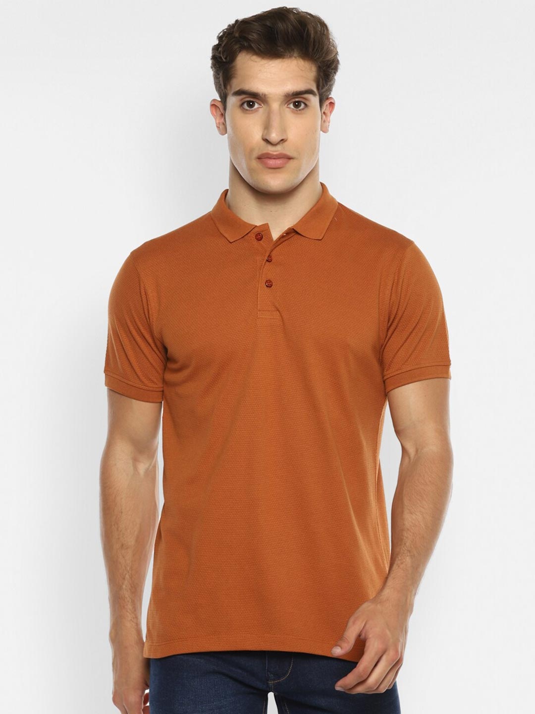 

Red Chief Men Rust Polo Collar Applique T-shirt