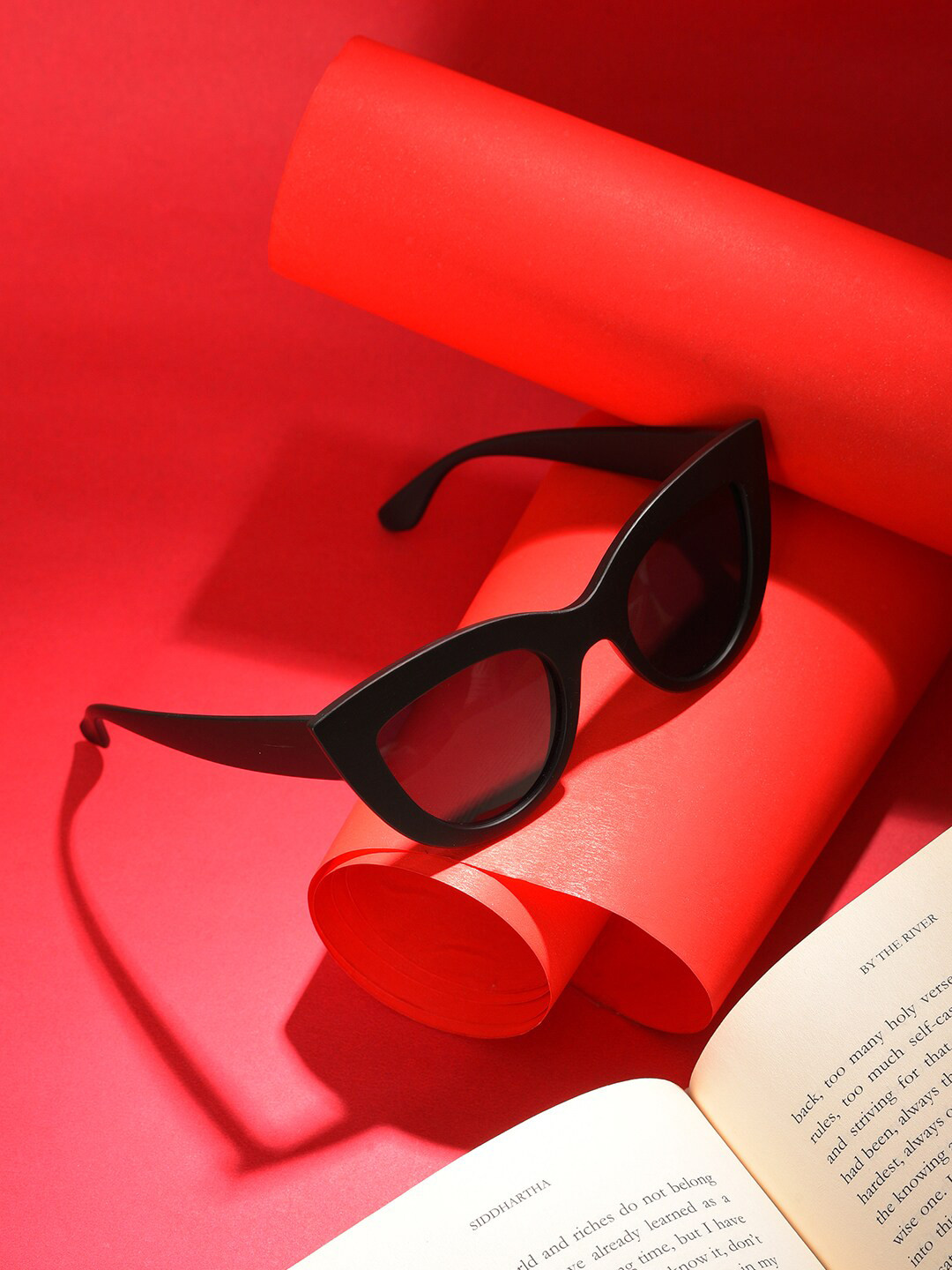 

HAUTE SAUCE by Campus Sutra Women Black Lens & Black Cateye Sunglasses with UV Protected Lens
