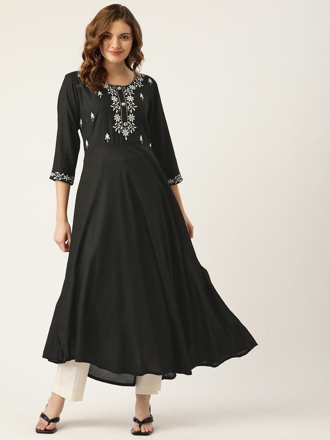 

MissKurti Women Black Ethnic Motifs Embroidered Thread Work Anarkali Kurta