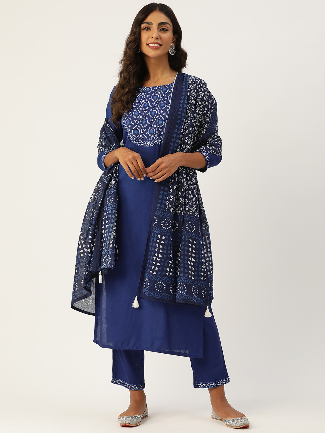 

MissKurti Women Blue Ethnic Motifs Yoke Design Thread Work Kurta with Trousers & With Dupatta