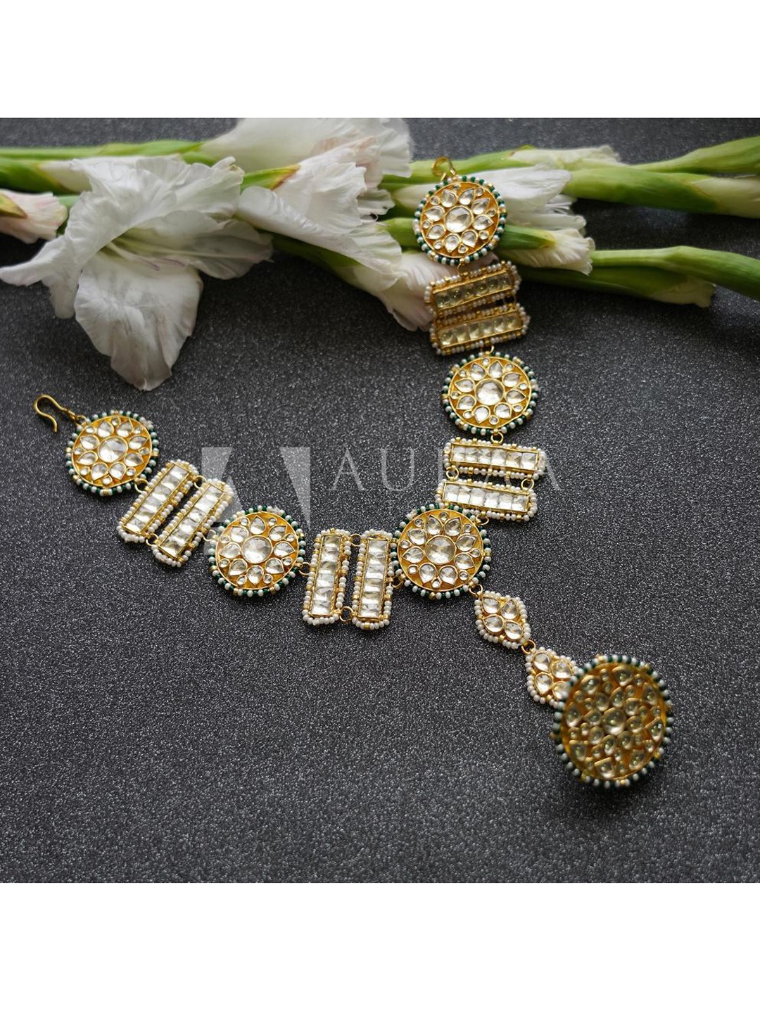 

AURAA TRENDS 22KT Gold-Plated & White Kundan-Studded Mathapati