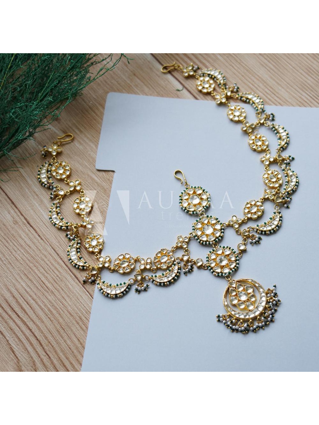 

AURAA TRENDS 22 KT Gold-Plated White & Green Kundan-Studded & Pearl Beaded Matha Patti