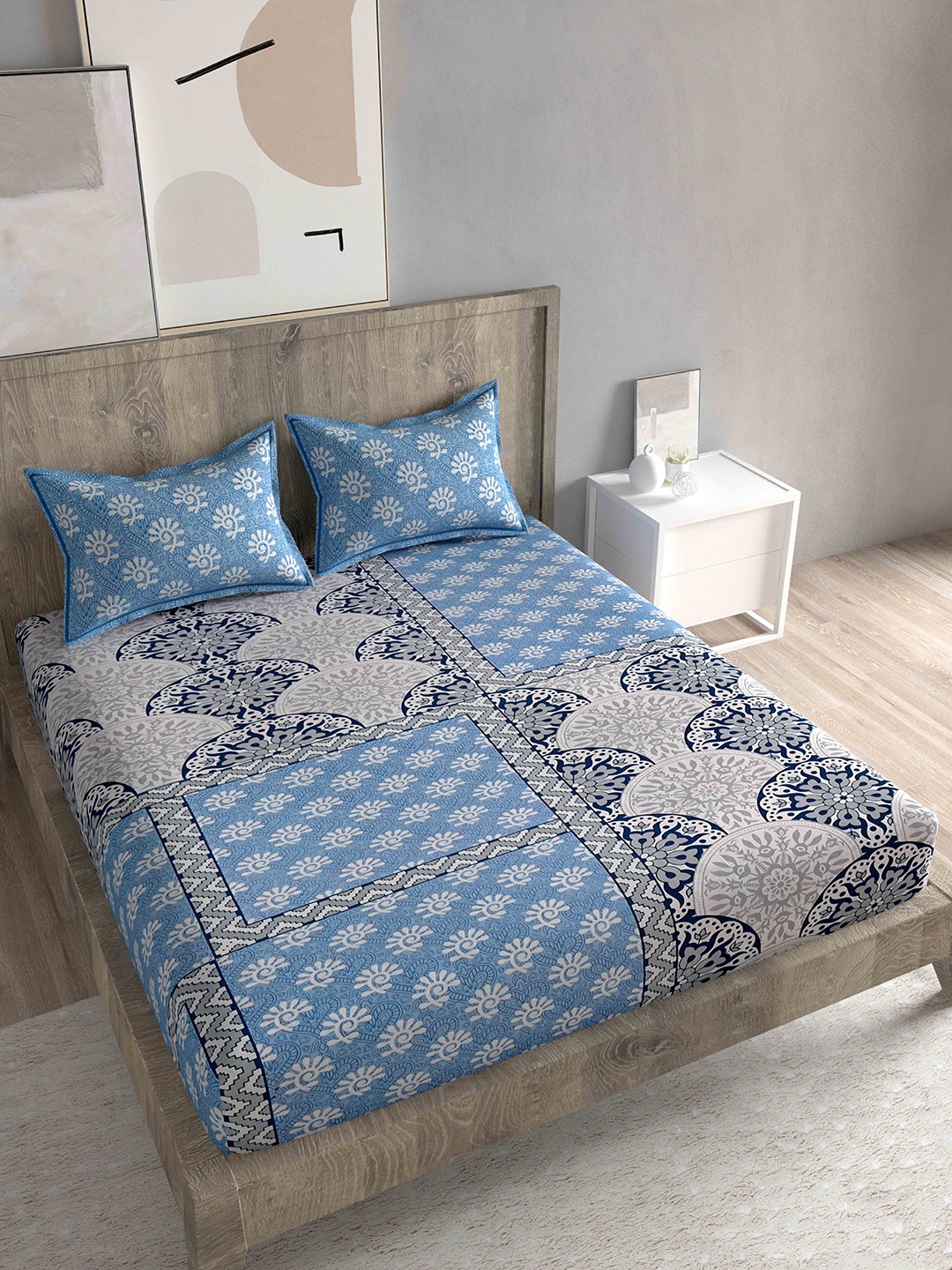 

Spangle Unisex Blue Bedsheets