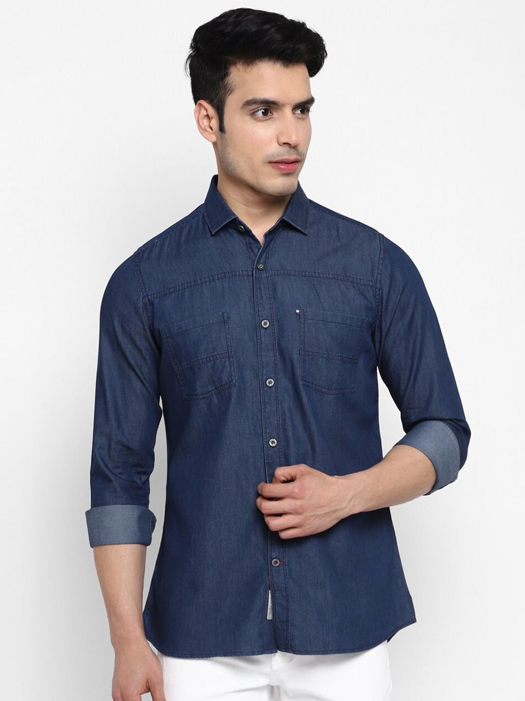 

Red Chief Men Navy Blue Slim Fit Checked Casual Shirt