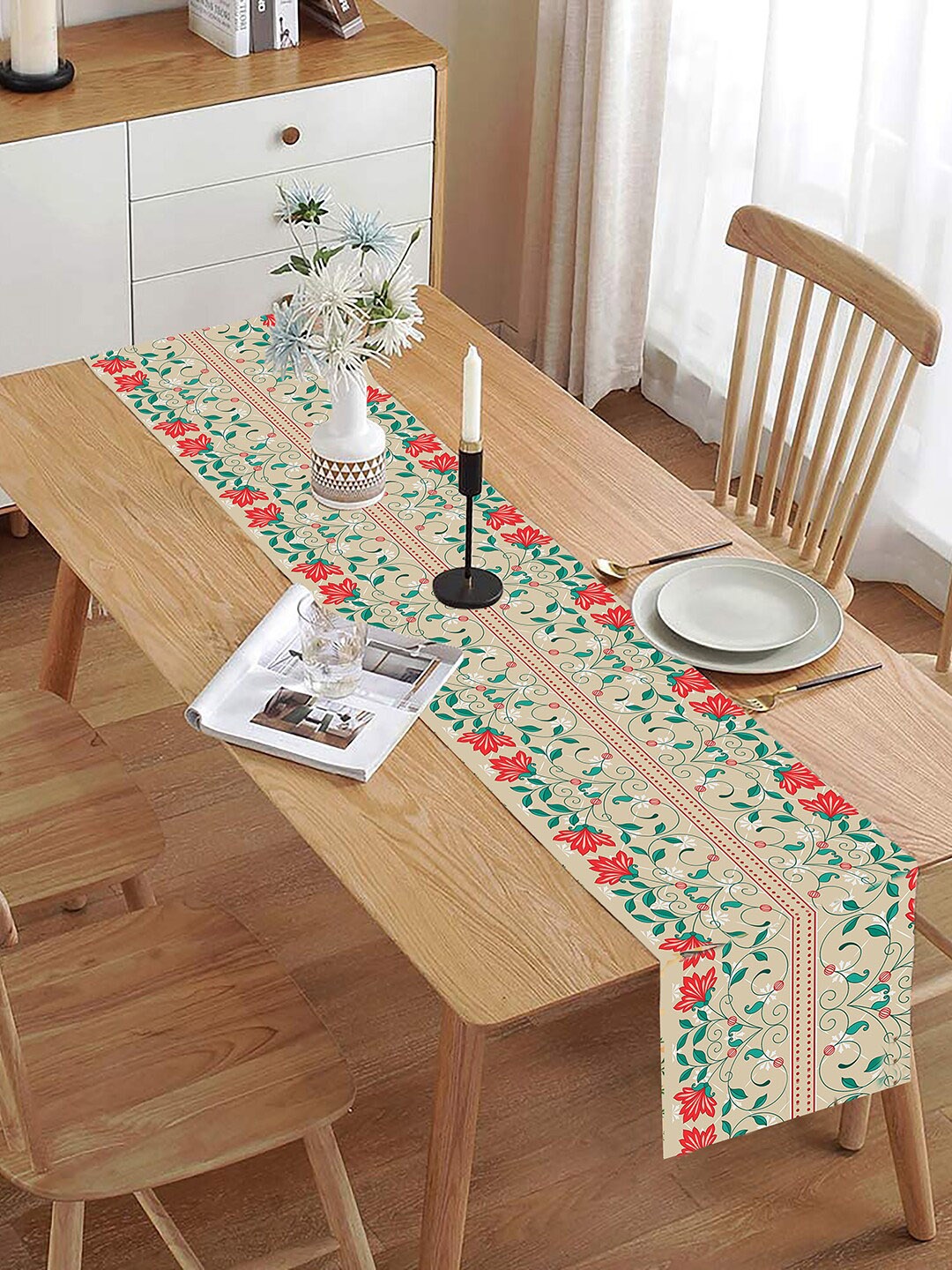 

homewards Beige & Green Printed Table Runner