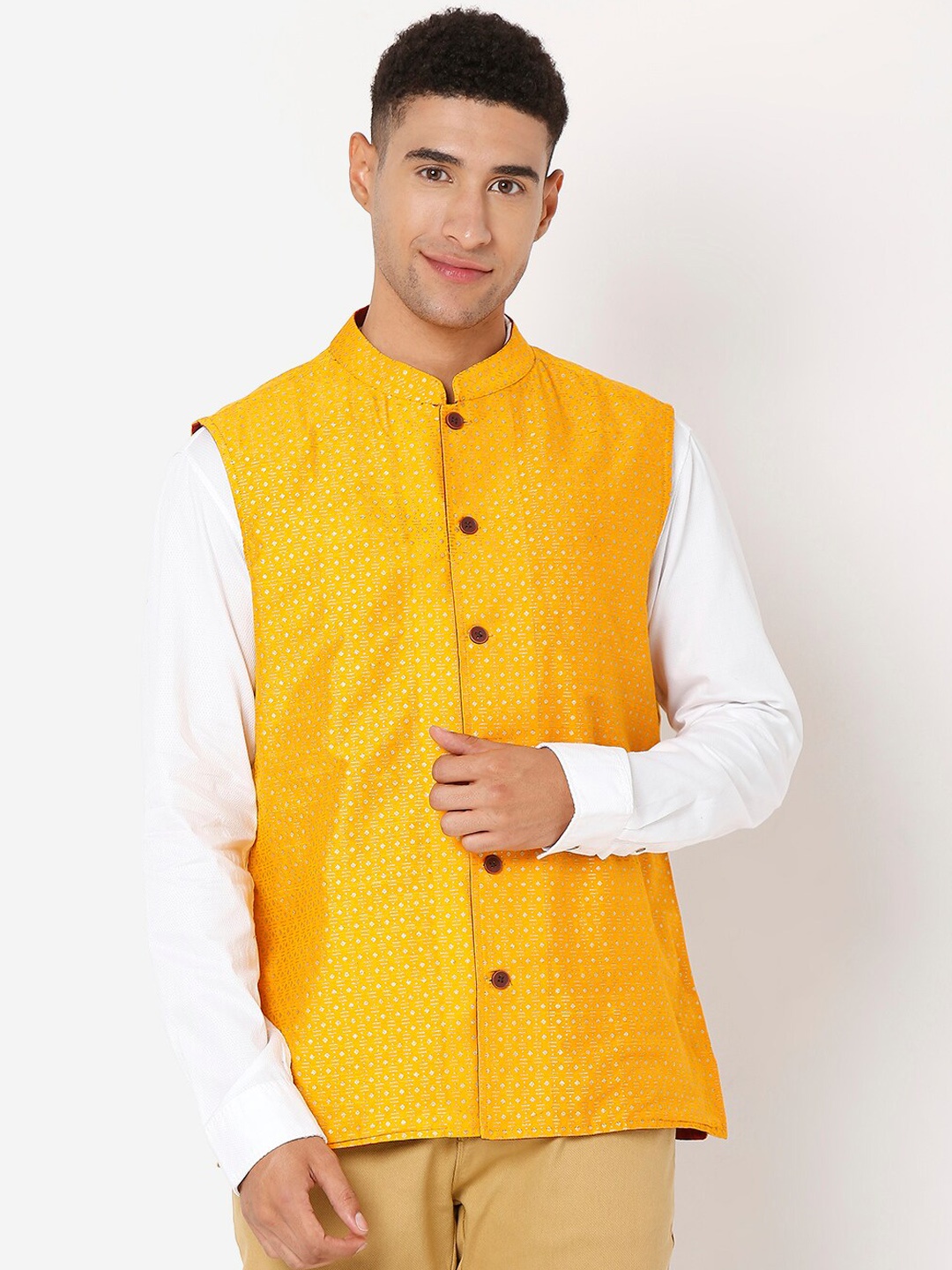 

SALWAR STUDIO Men Yellow Woven Design Pure Cotton Nehru Jackets