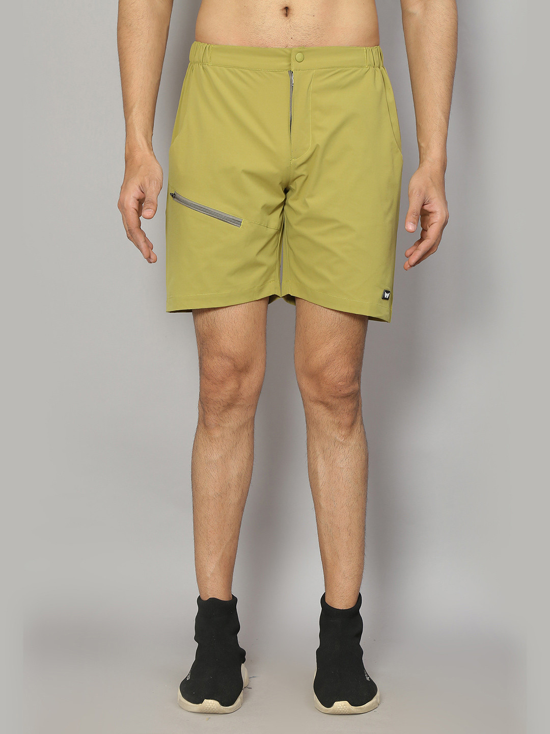 

SIAPA Men Green Outdoor Shorts