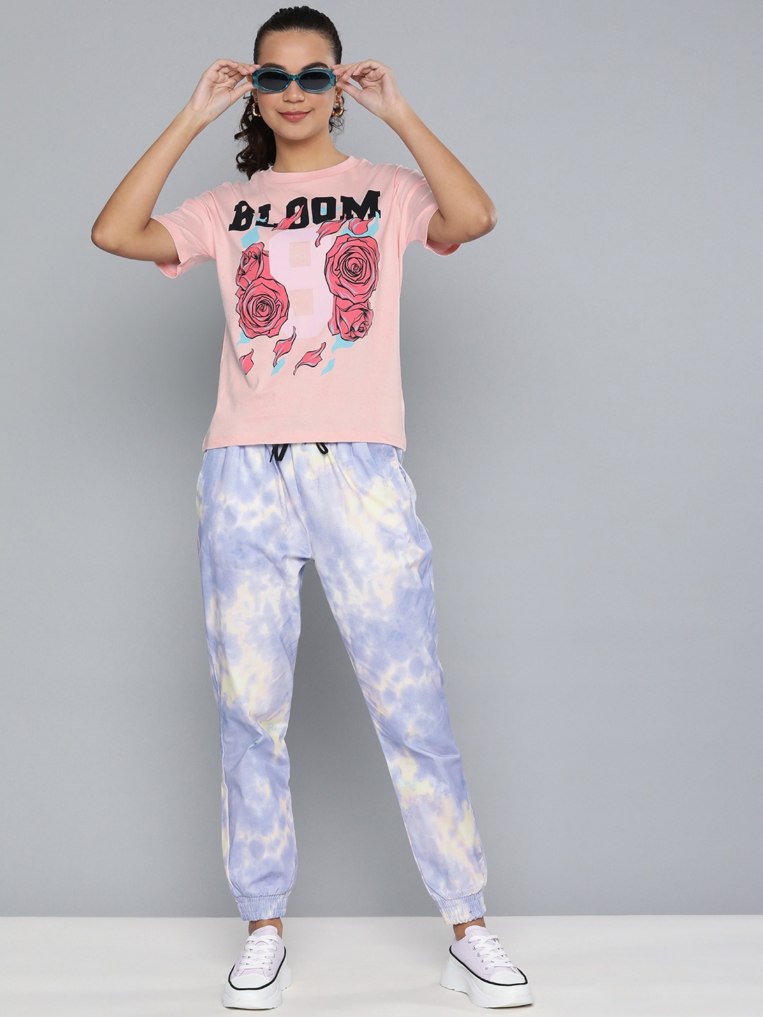 

HERE&NOW Women Peach-Coloured & Rose Floral Printed Pure Cotton T-shirt