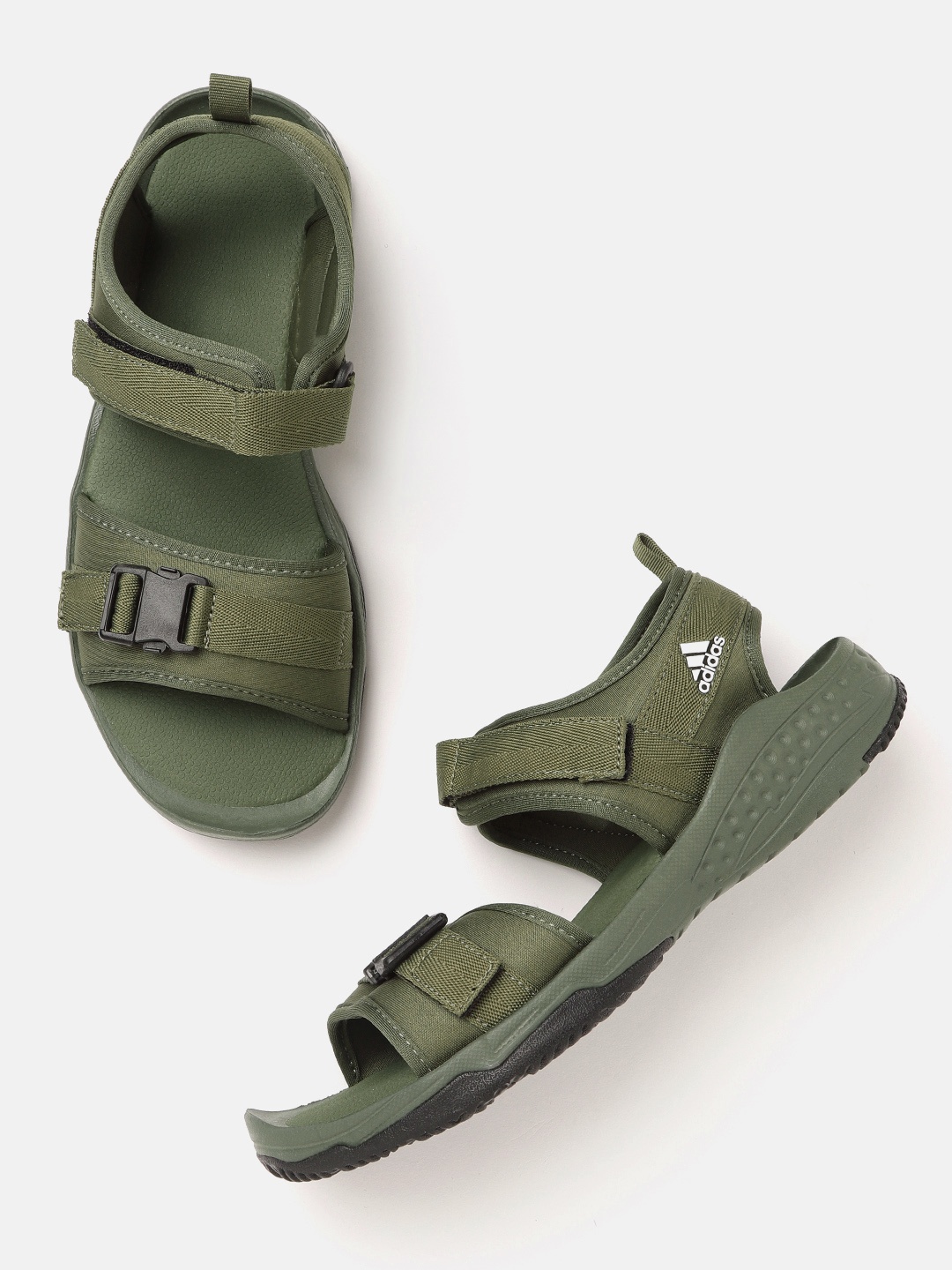 

ADIDAS Men Green Solid Traso Sports Sandals