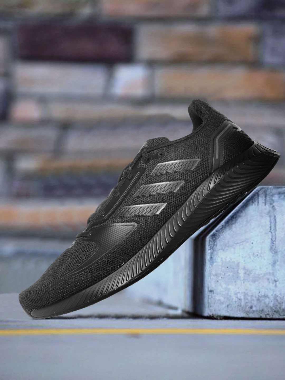 

ADIDAS Men Black Solid Woven Design Runfalcon 2.0 Running Shoes