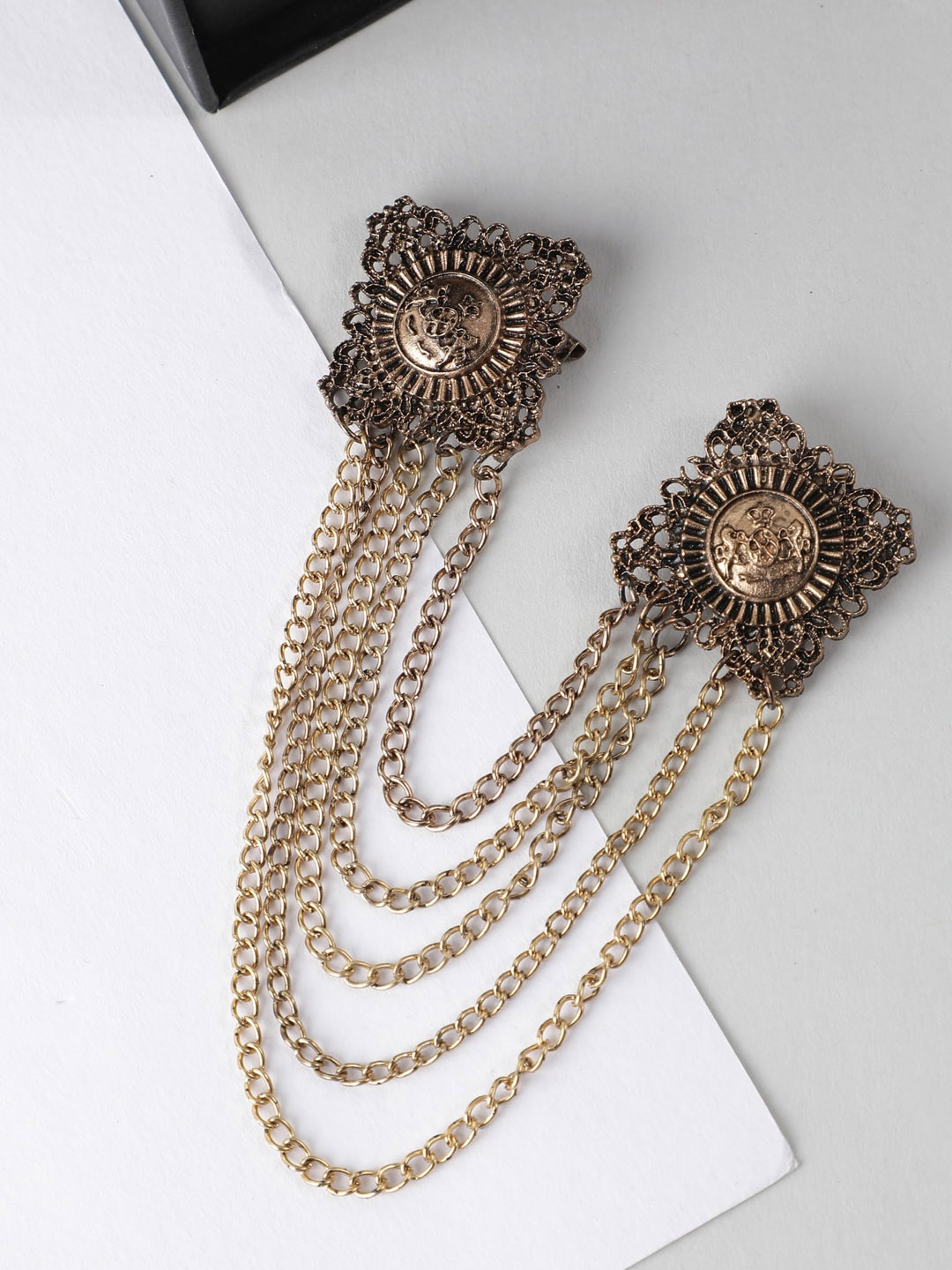 

Alvaro Castagnino Men Gold Metal Brooch