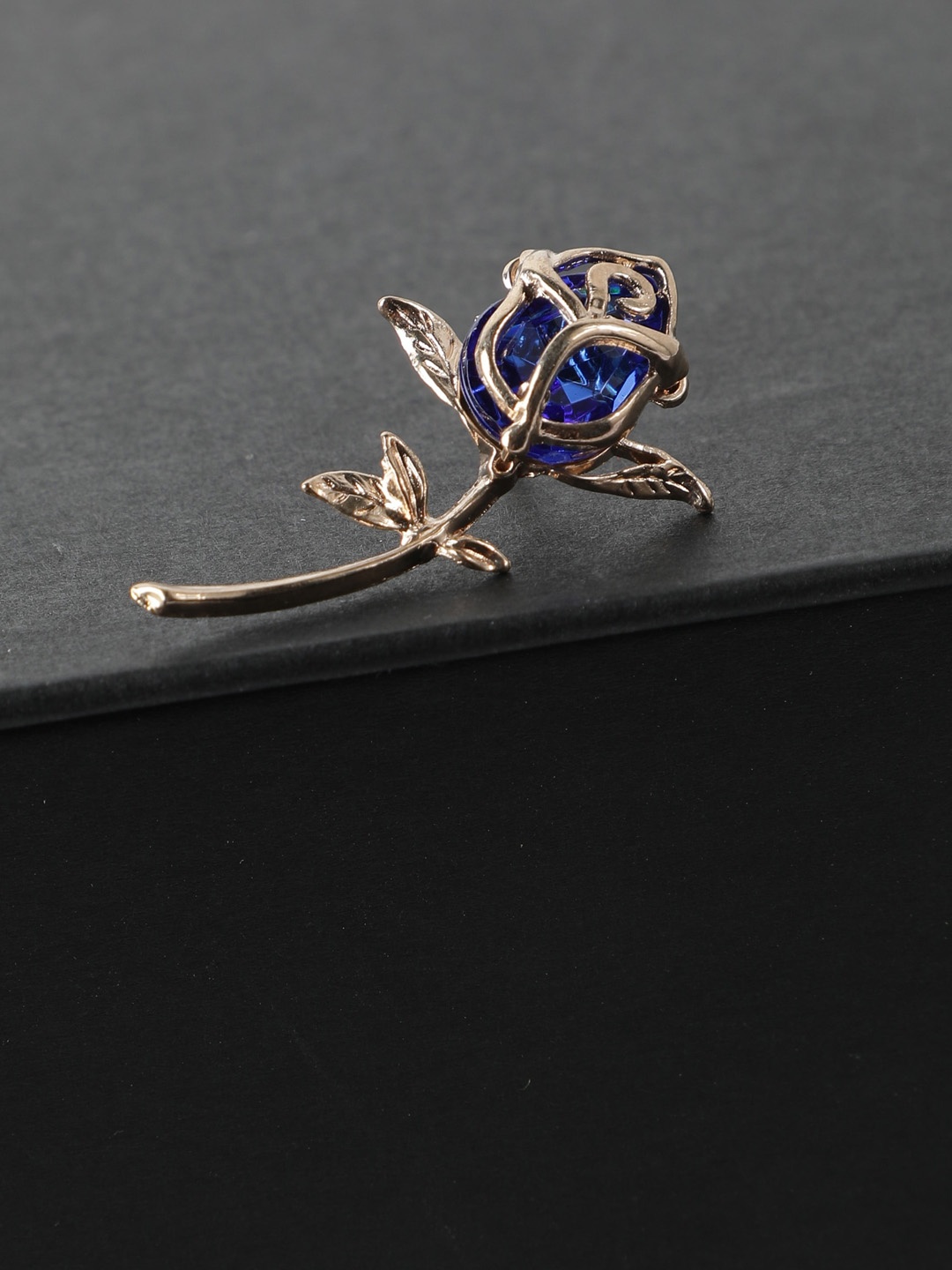 

Alvaro Castagnino Men Gold-toned & Blue Studded Brooch