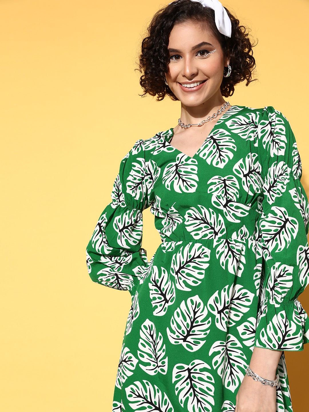 

plusS Women Gorgeous Green Floral Vacay Attire