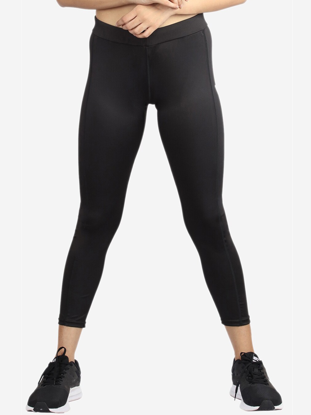 

VELOZ Women+ Size Black Solid Hydro Dry Tights
