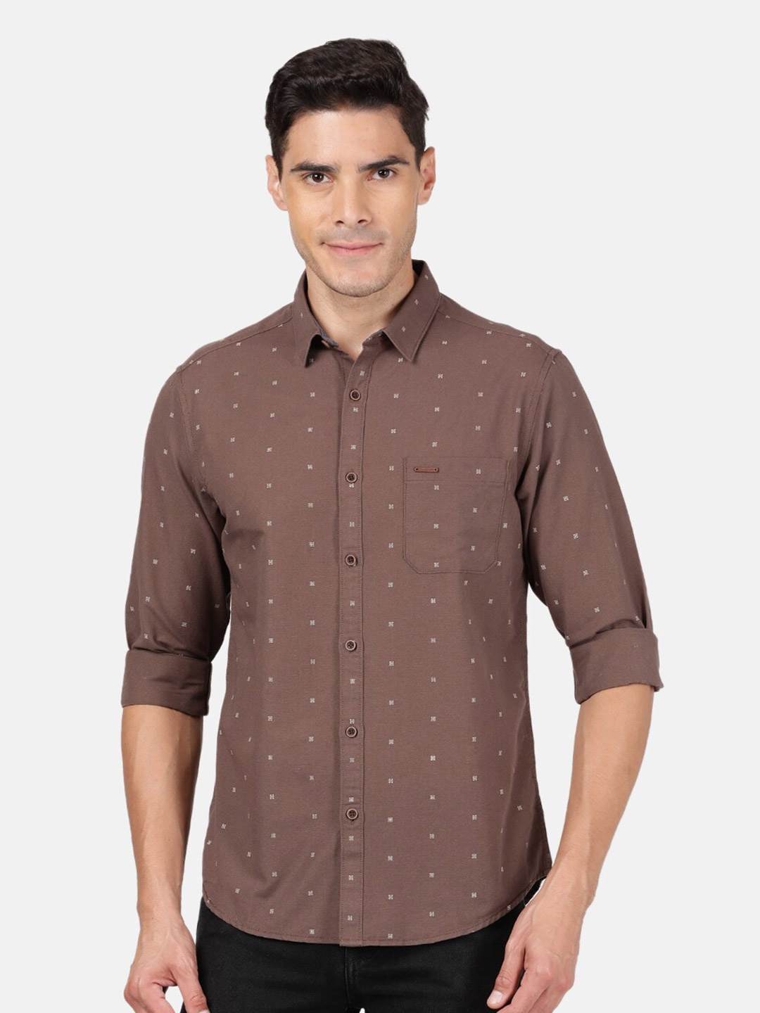 

Crocodile Men Brown Classic Printed Casual Shirt