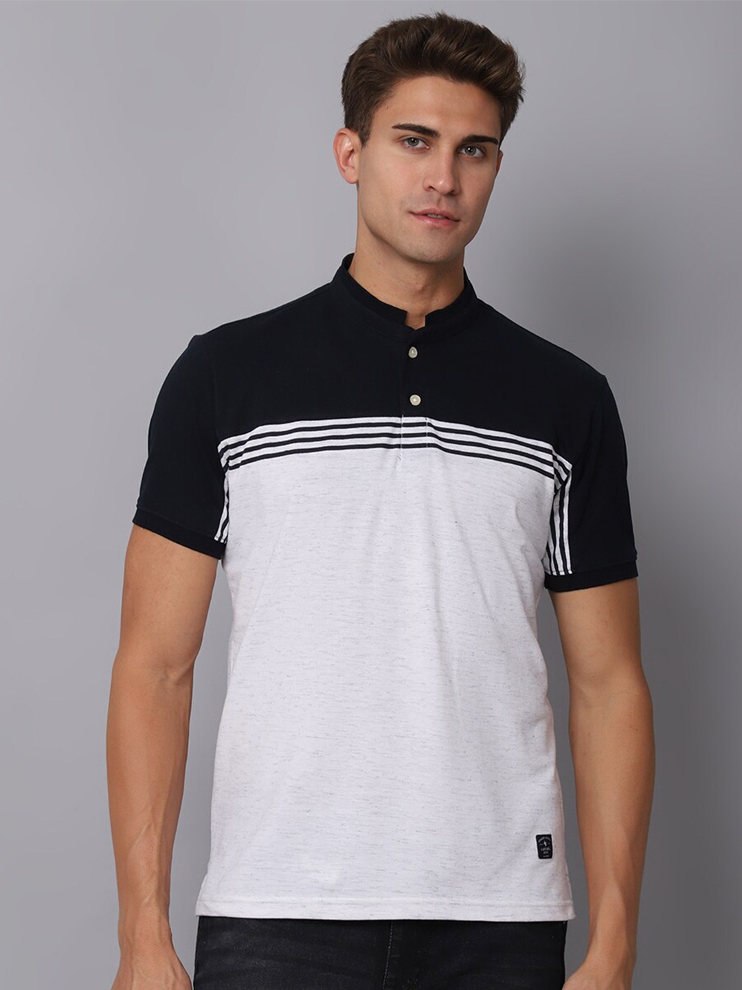 

Cantabil Men Off White & orchid tint Colourblocked Polo Collar Applique T-shirt