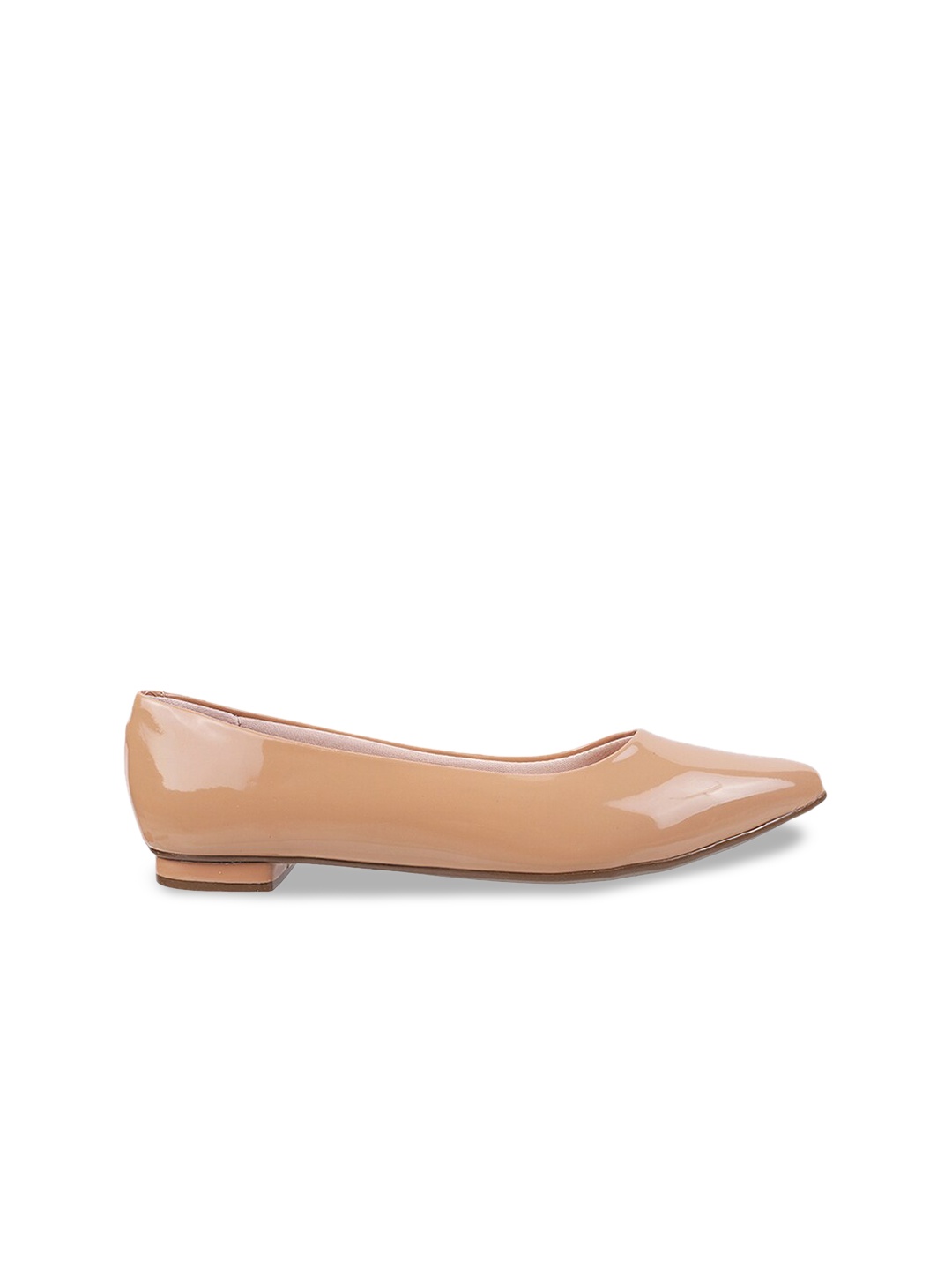 

Mochi Women Beige Ballerinas Flats