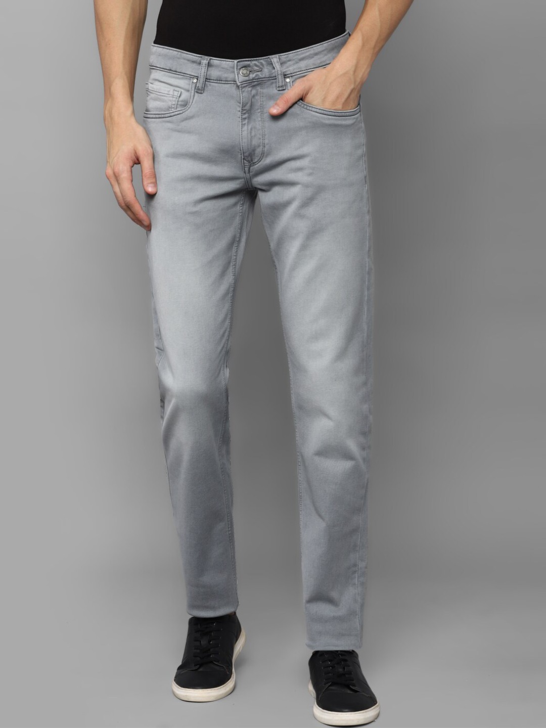 

Louis Philippe Jeans Men Grey Slim Fit Mildly Distressed Light Fade Jeans