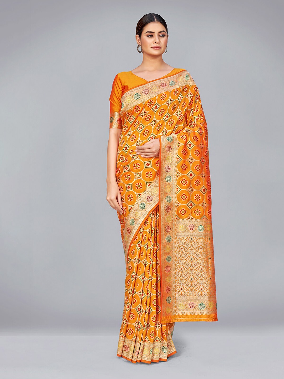 

MONJOLIKA FASHION Orange & Red Bandhani Zari Silk Blend Banarasi Saree