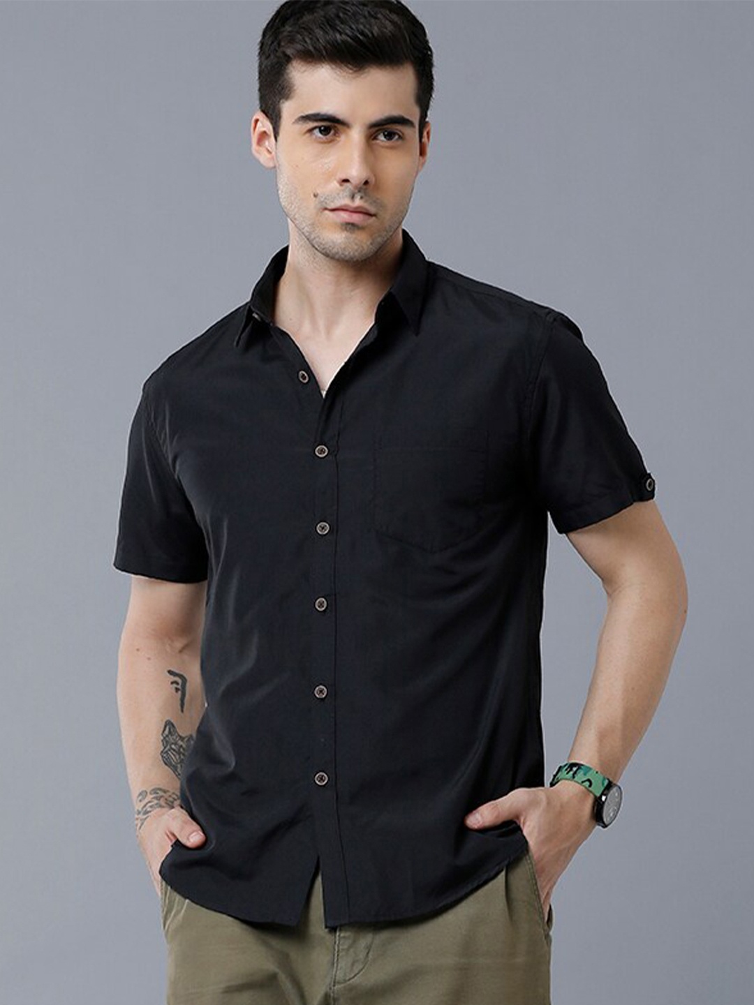 

YOVISH Men Black Smart Slim Fit Casual Shirt