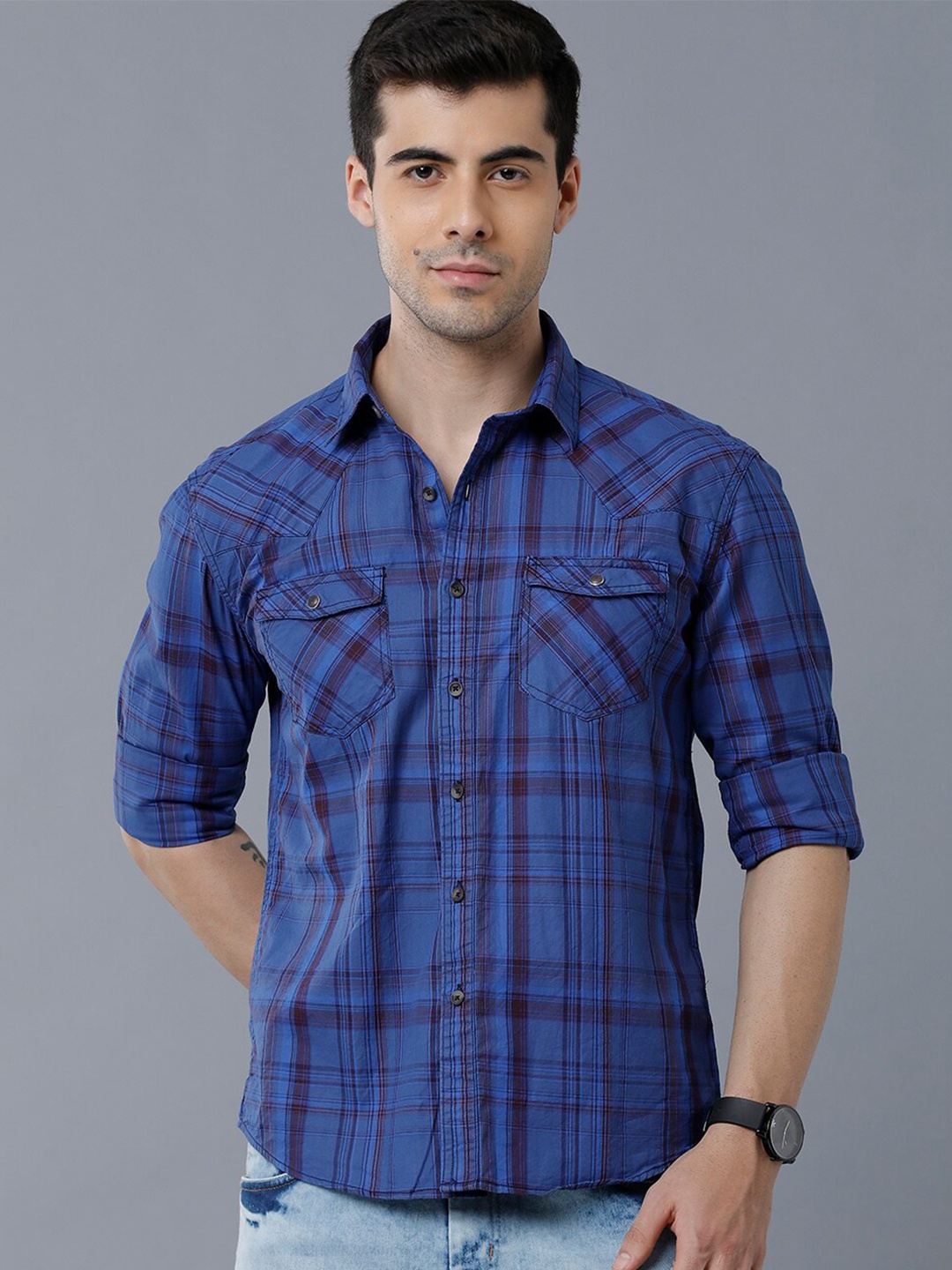 

YOVISH Men Blue Smart Slim Fit Checked Casual Shirt