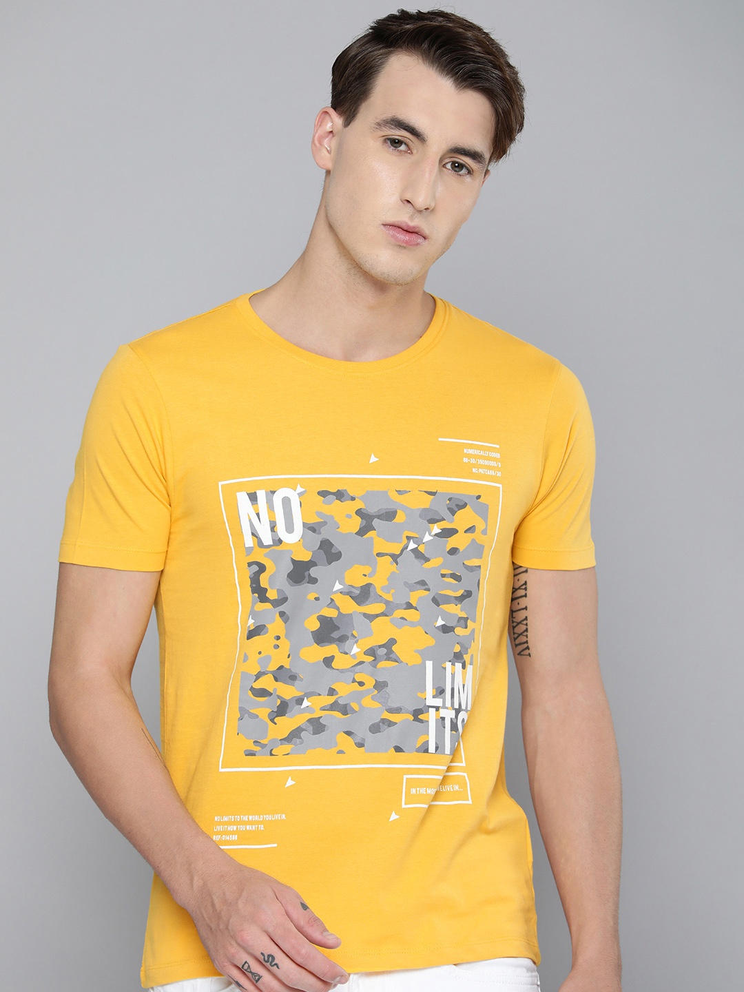 

Flying Machine Men Yellow & Grey Graphic Printed Pure Cotton T-shirt