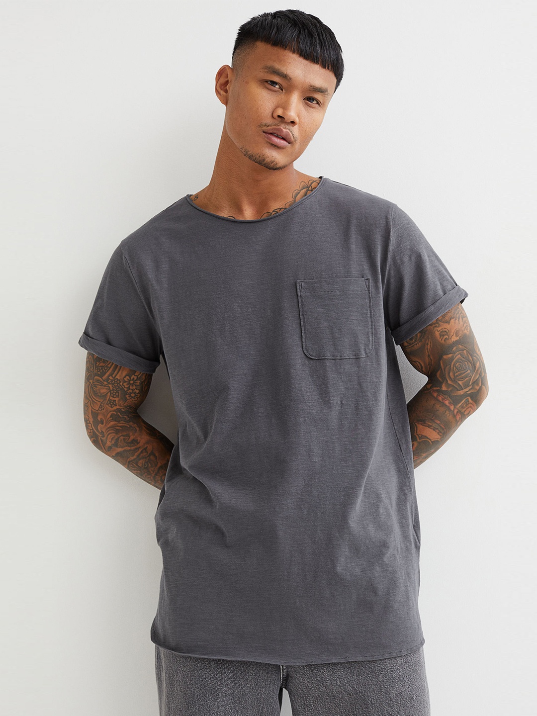 

H&M Men Grey Long T-shirt