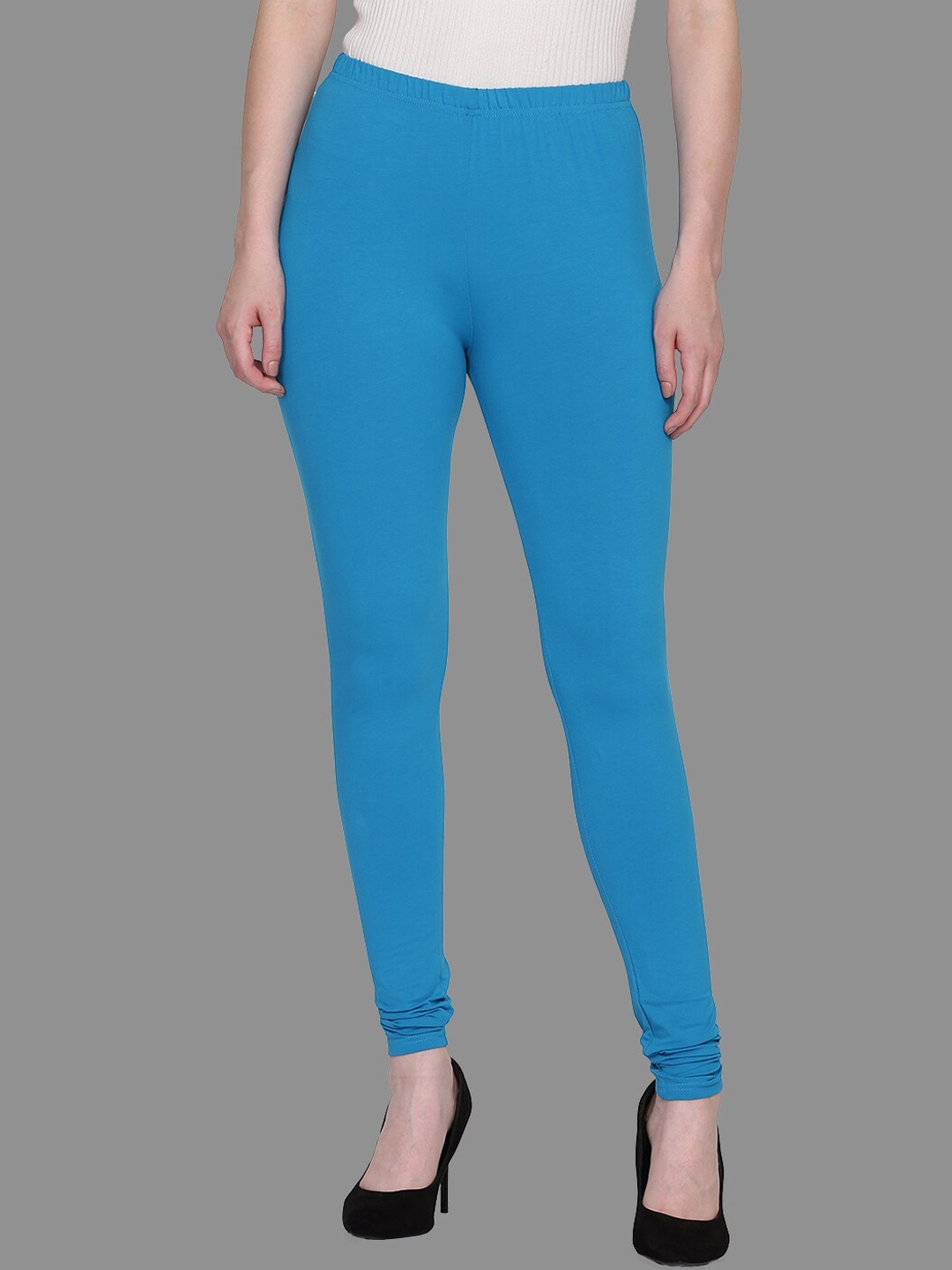 

SPIFFY Women Blue Solid Leggings