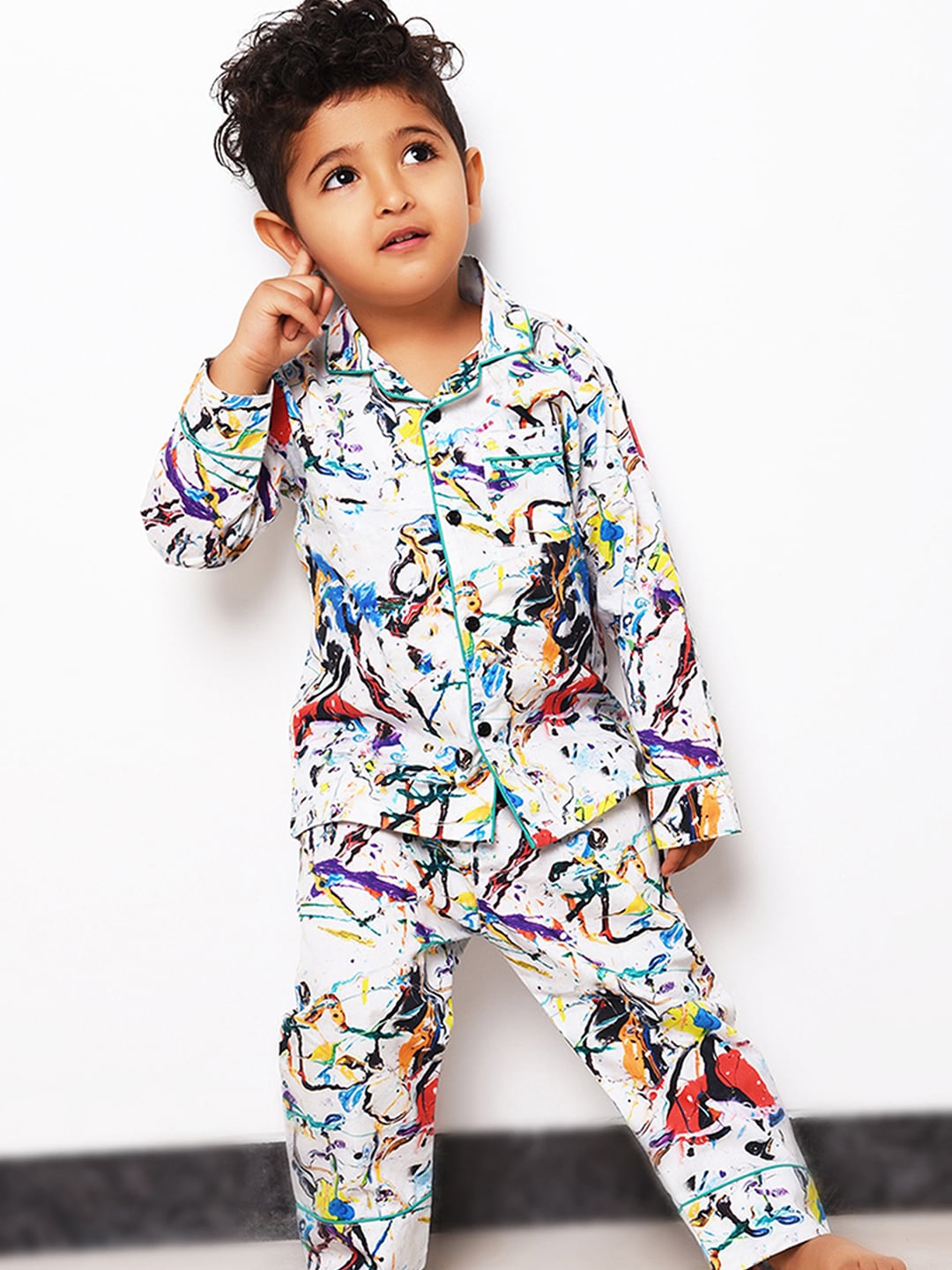 

KOOCHI POOCHI Unisex Kids White & Blue Printed Night suit