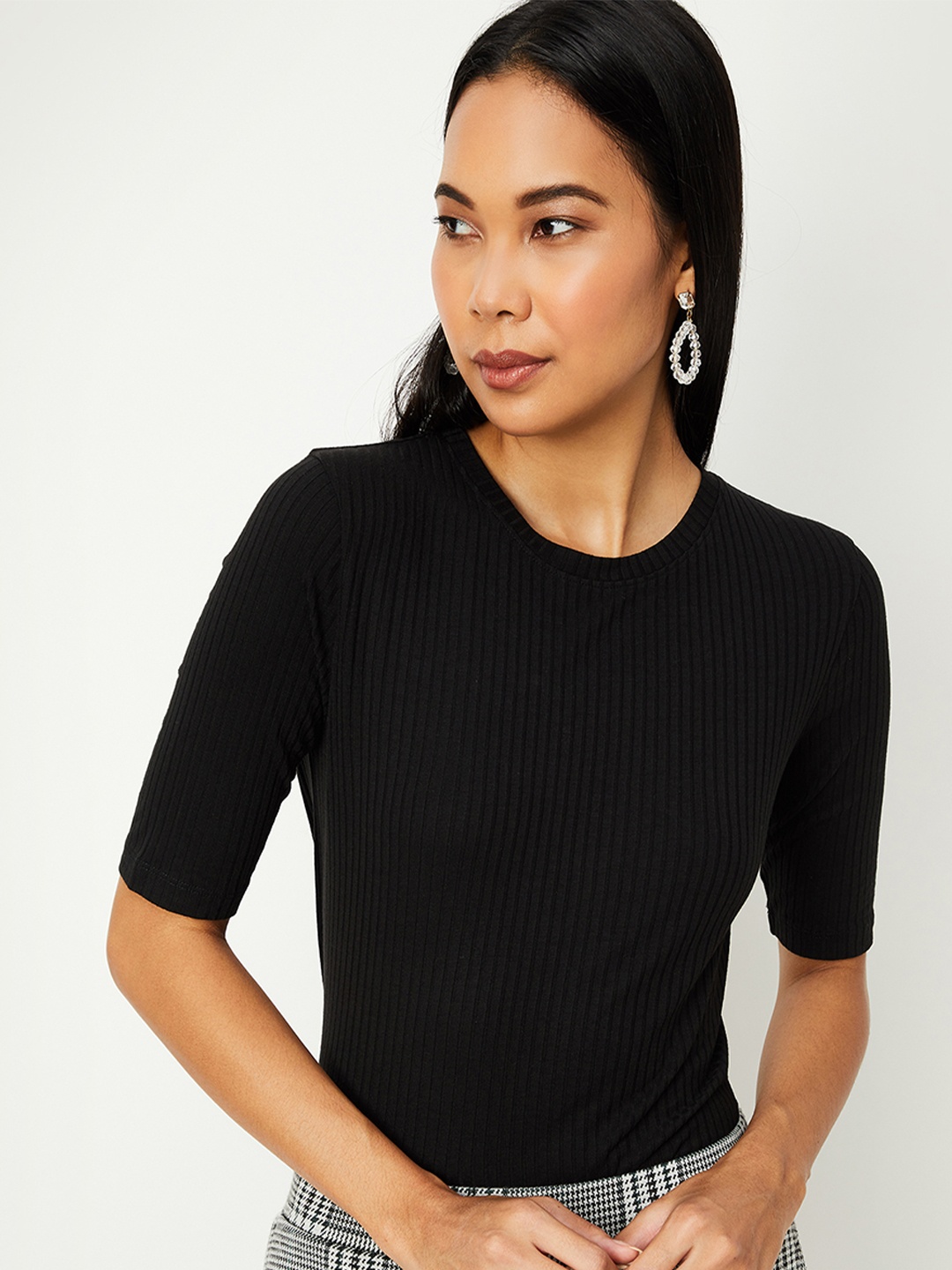 

max Black Top