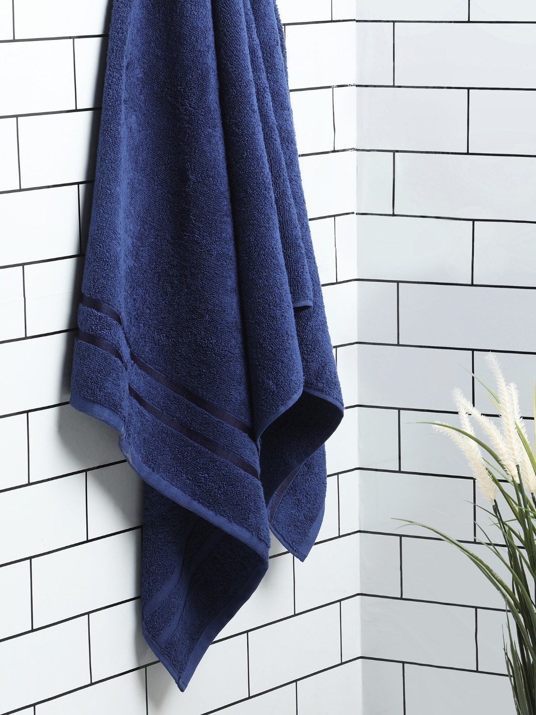 

SPACES Dark-Blue Solid 500 GSM Pure Cotton Bath Towel