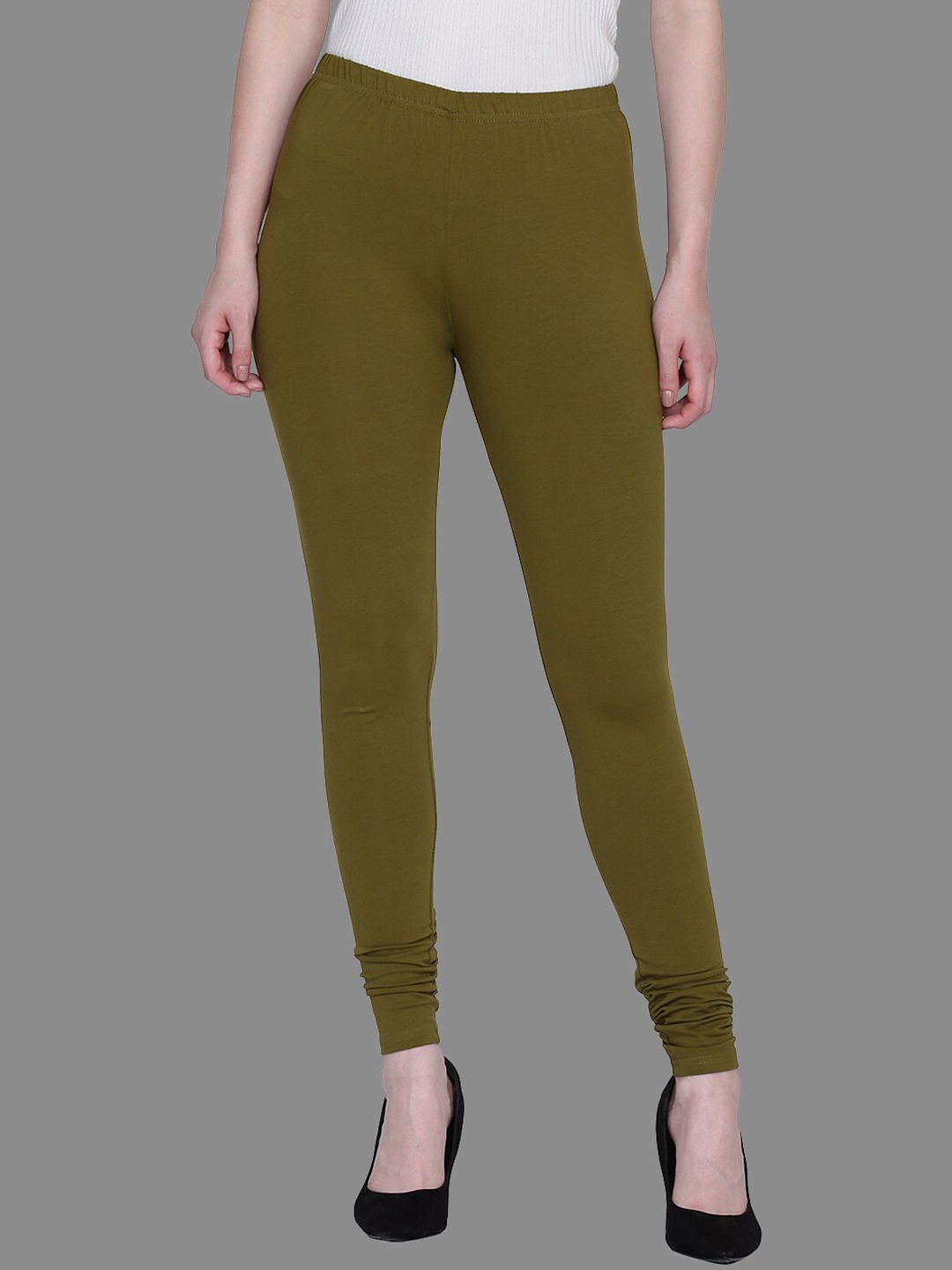 

SPIFFY Women Olive Green Solid Churidar Legging
