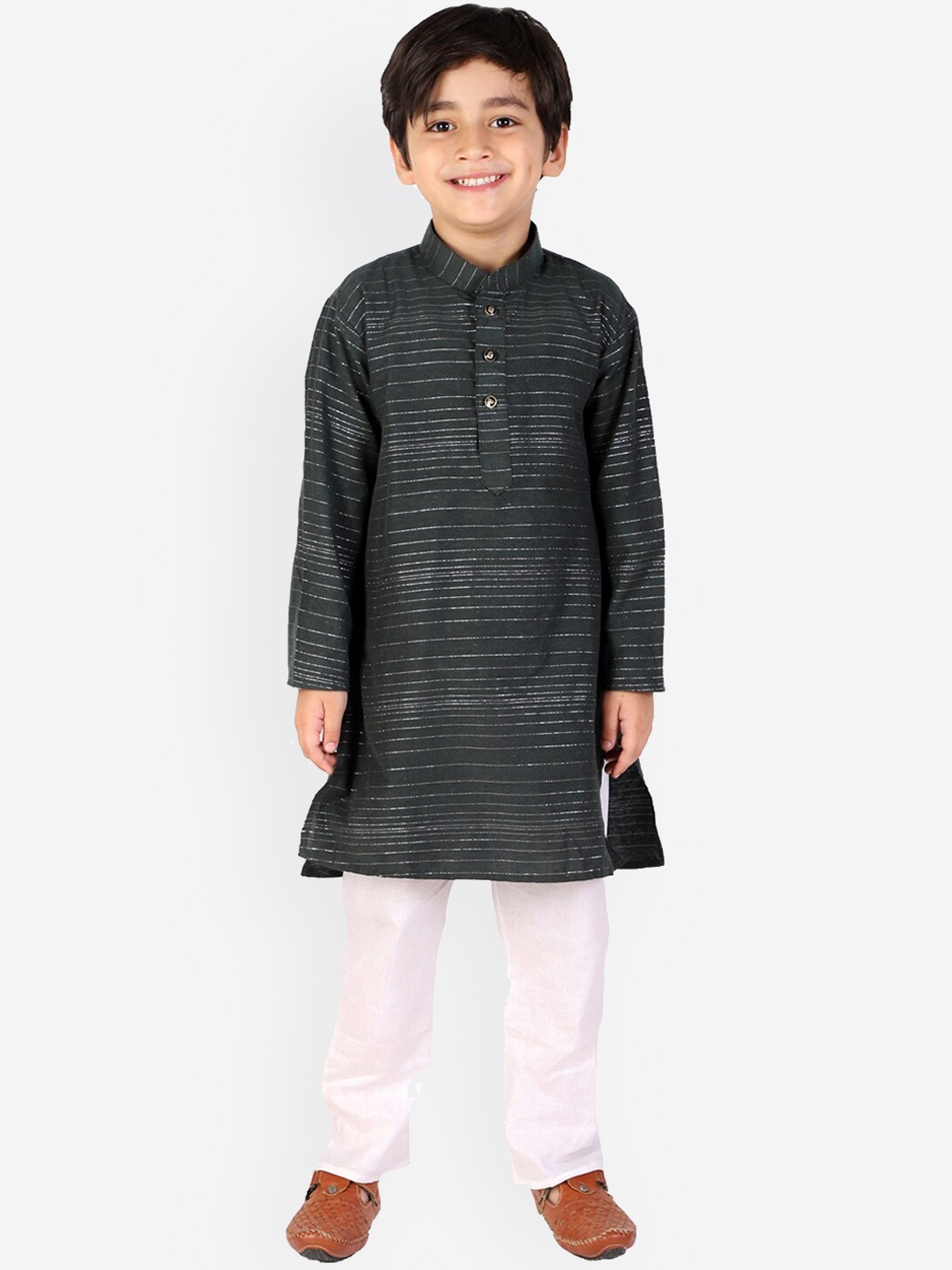 

Pro-Ethic STYLE DEVELOPER Boys Green Pure Cotton Kurti with Pyjamas