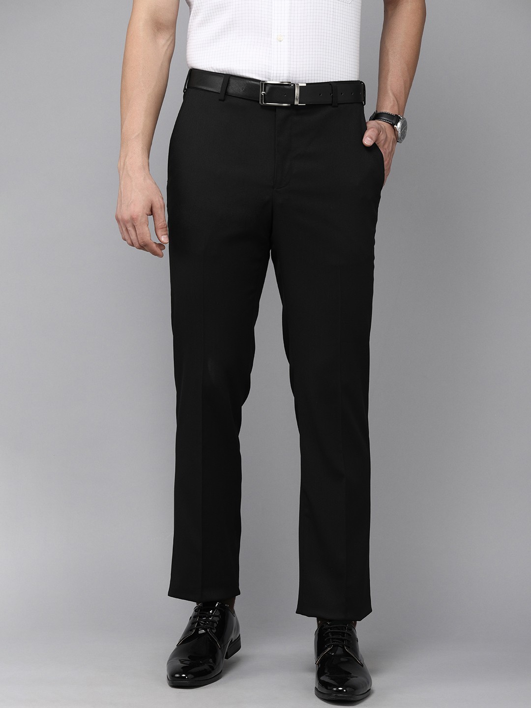 

Park Avenue Men Black Solid Mid Rise Smart Formal Trousers