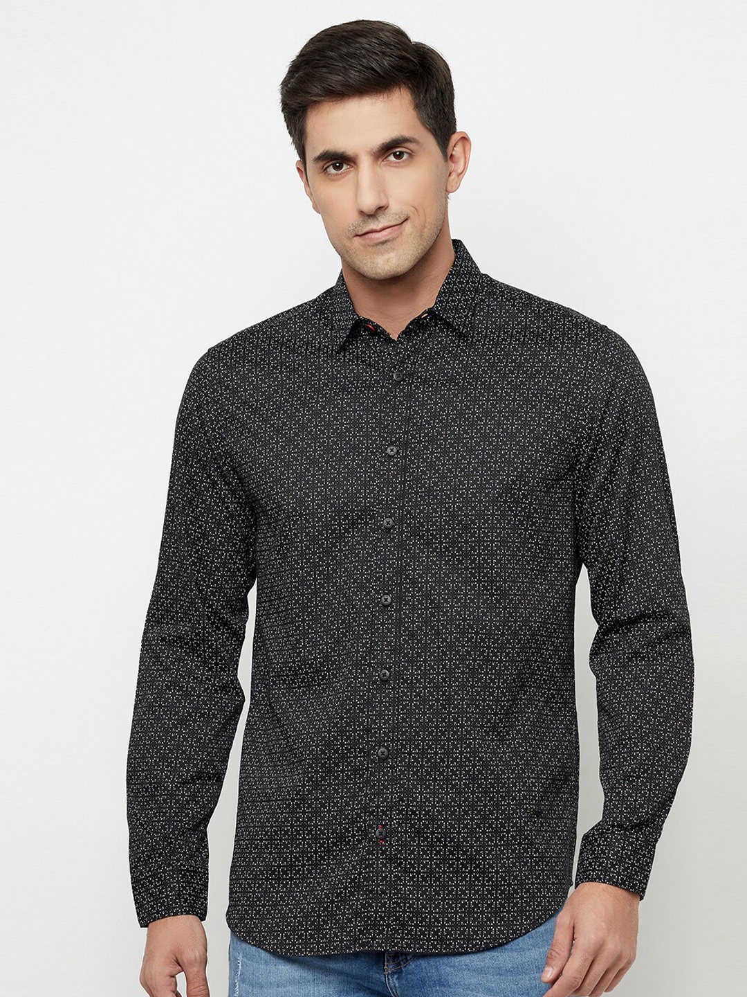 

Blue Buddha Men Black Printed Casual Shirt