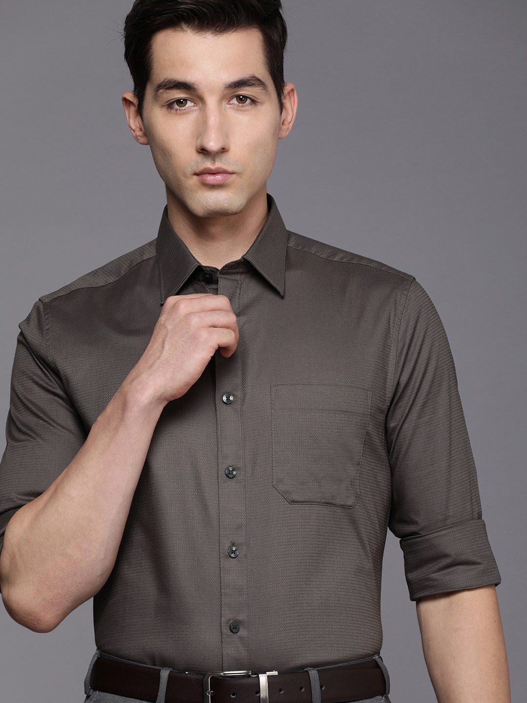 

Louis Philippe Men Grey Slim Fit Printed Formal Shirt, Black